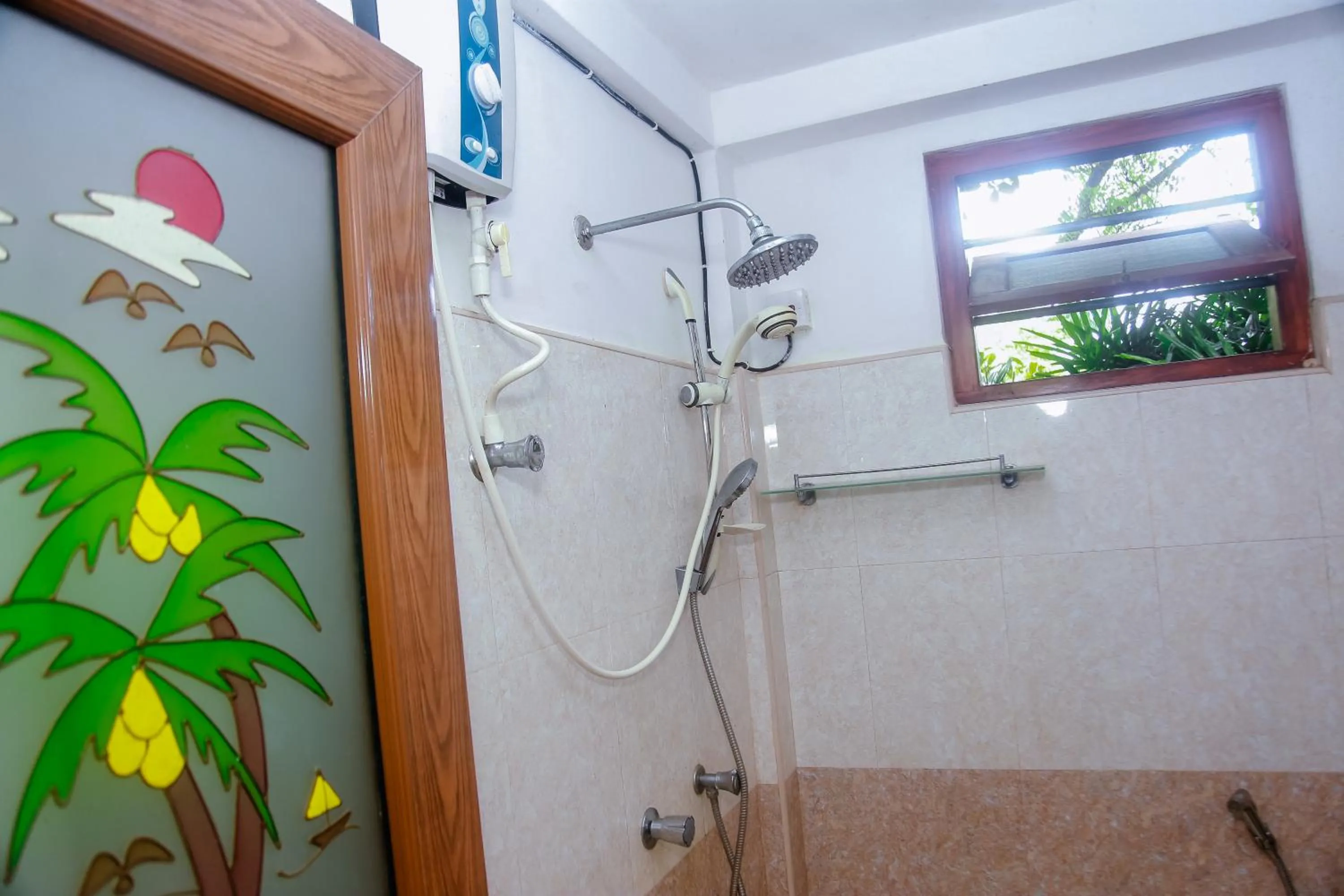 Shower in Ranjith Guest