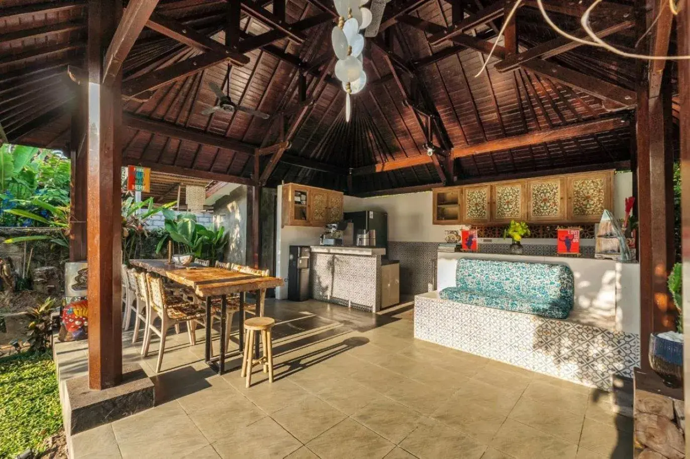 Restaurant/places to eat in Ubud Backpacker Hostel Restaurant/places to eat in Ubud Backpacker Hostel