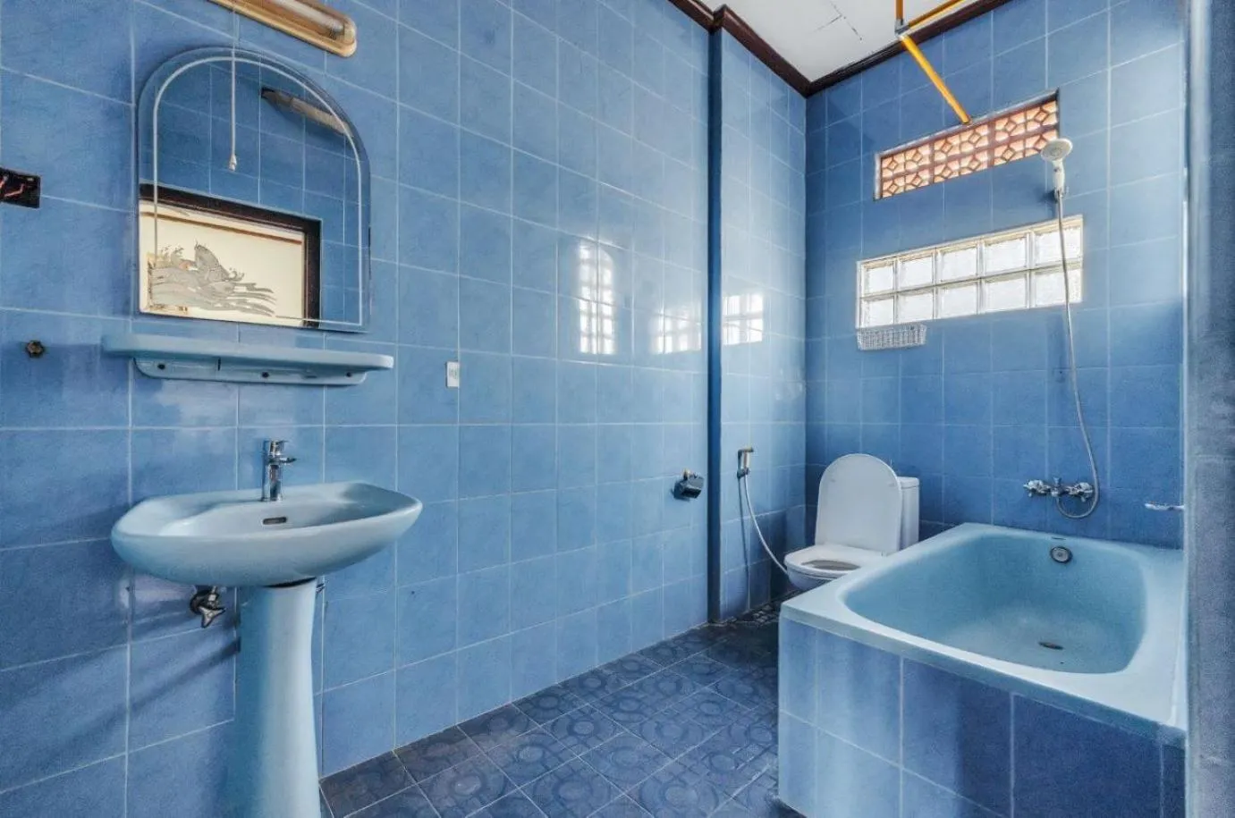 Toilet in Ubud Backpacker Hostel