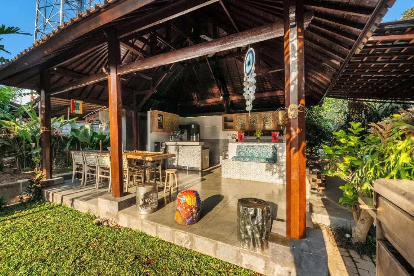 Property building in Ubud Backpacker Hostel