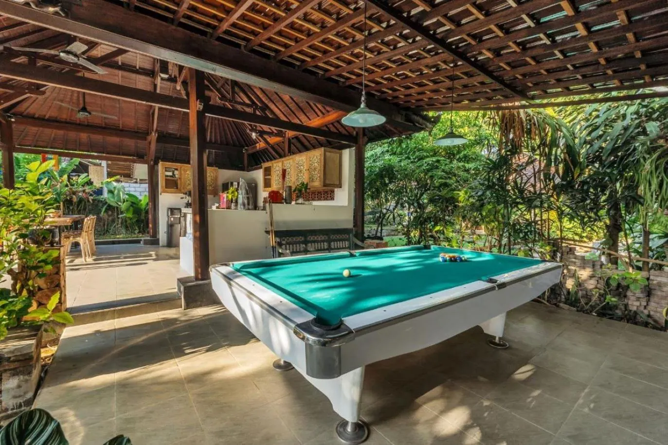 Property building in Ubud Backpacker Hostel