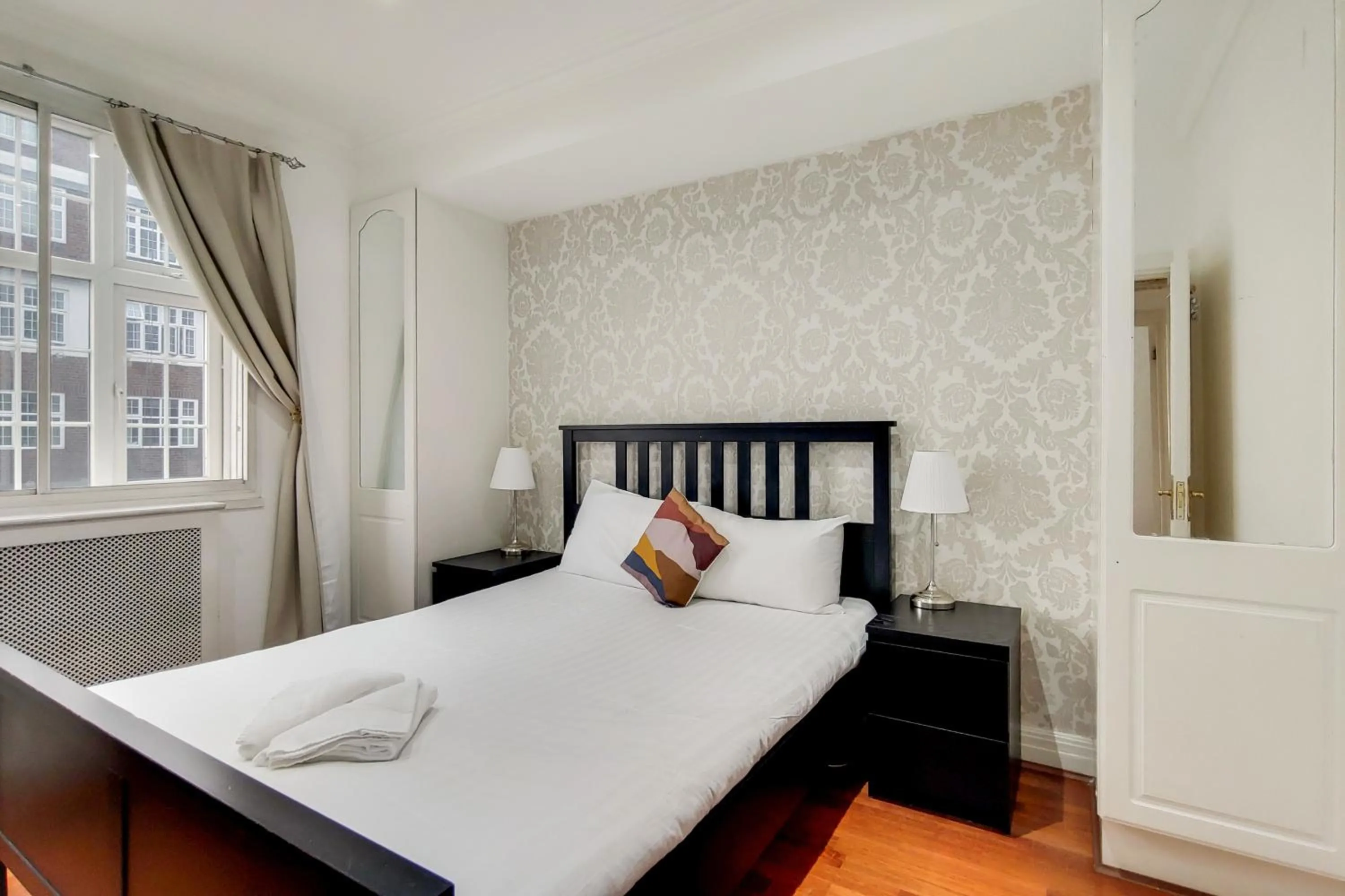 Photo of the whole room, Bed in The Princes Residences