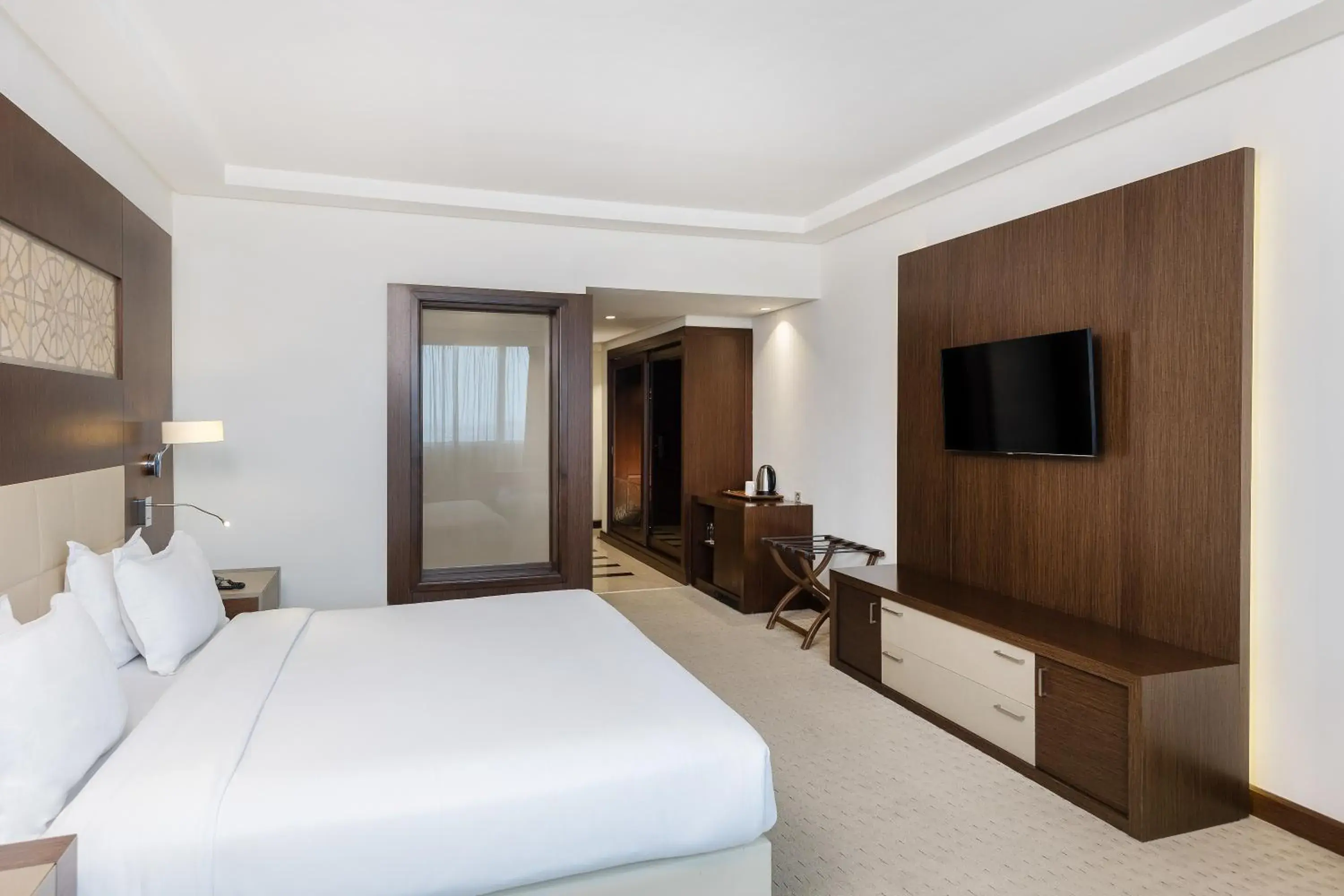 Bedroom, Bed in Radisson Blu Hotel & Convention Center, Tunis Bedroom, Bed in Radisson Blu Hotel & Convention Center, Tunis