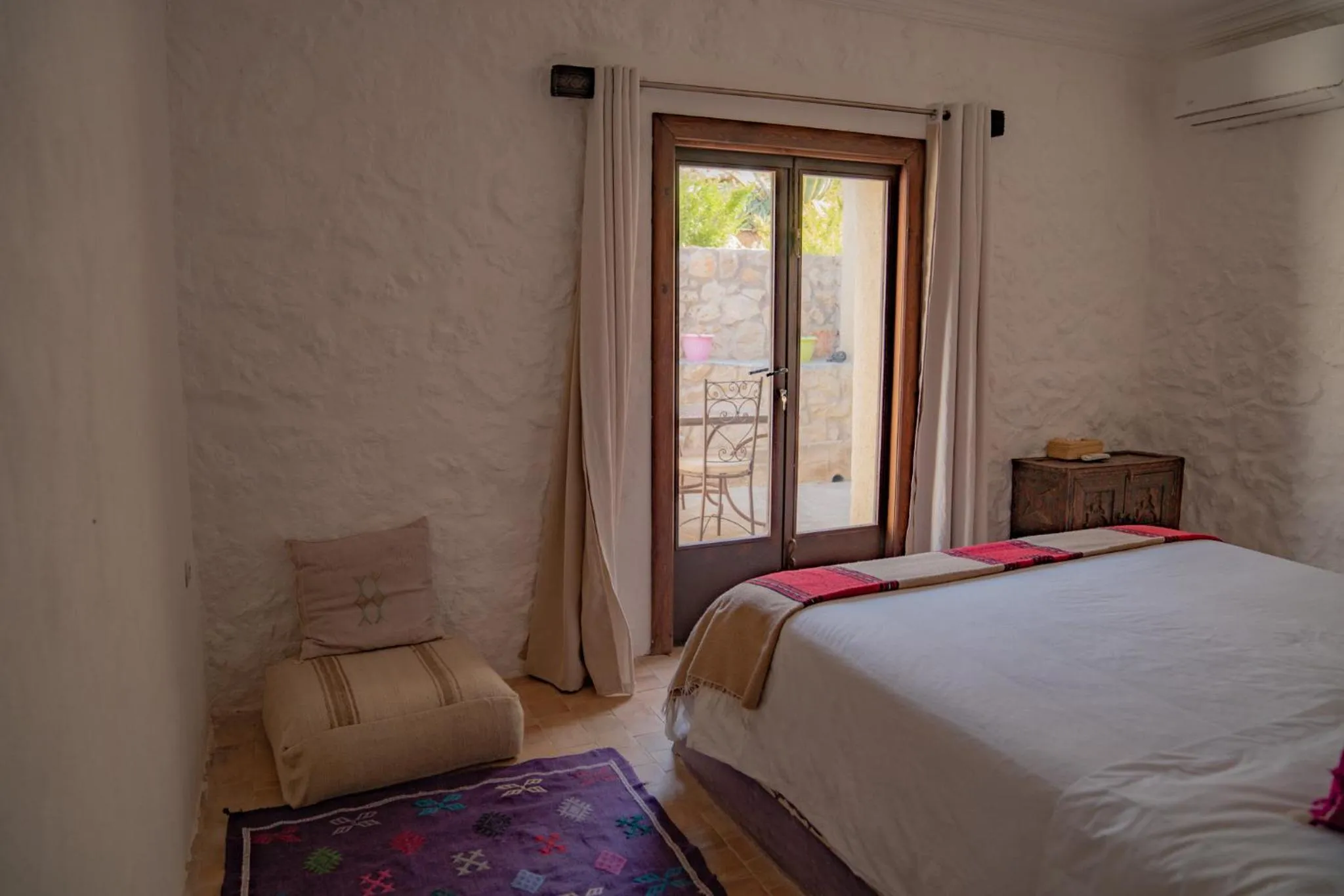 Decorative detail, Bed in Dar El Mandar - Ferme & Table d'Hôte Berbère