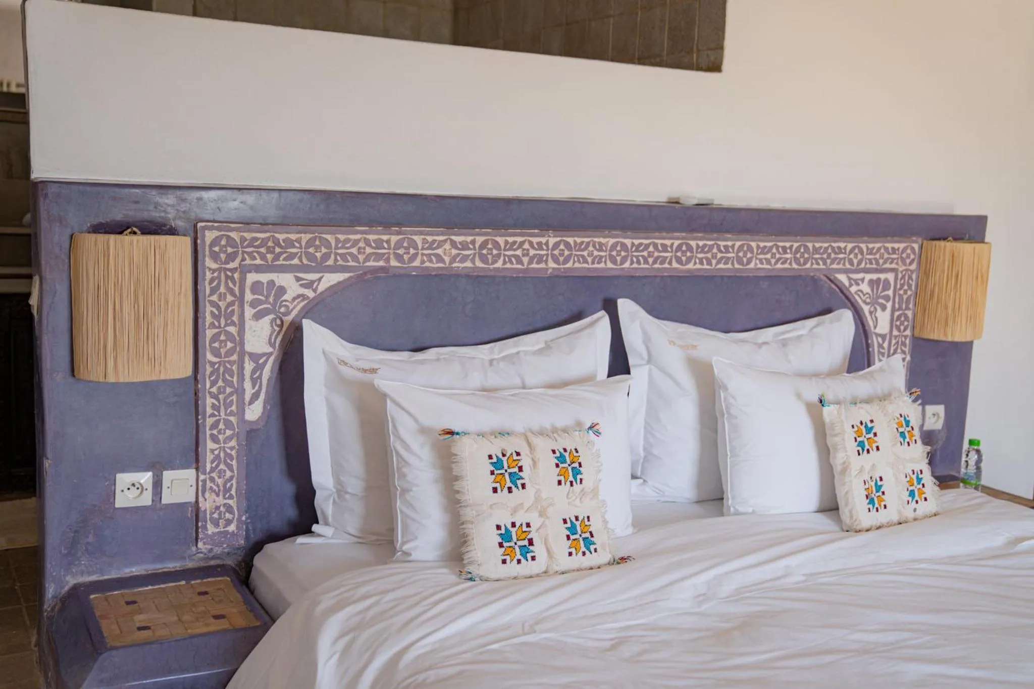 Decorative detail, Bed in Dar El Mandar - Ferme & Table d'Hôte Berbère