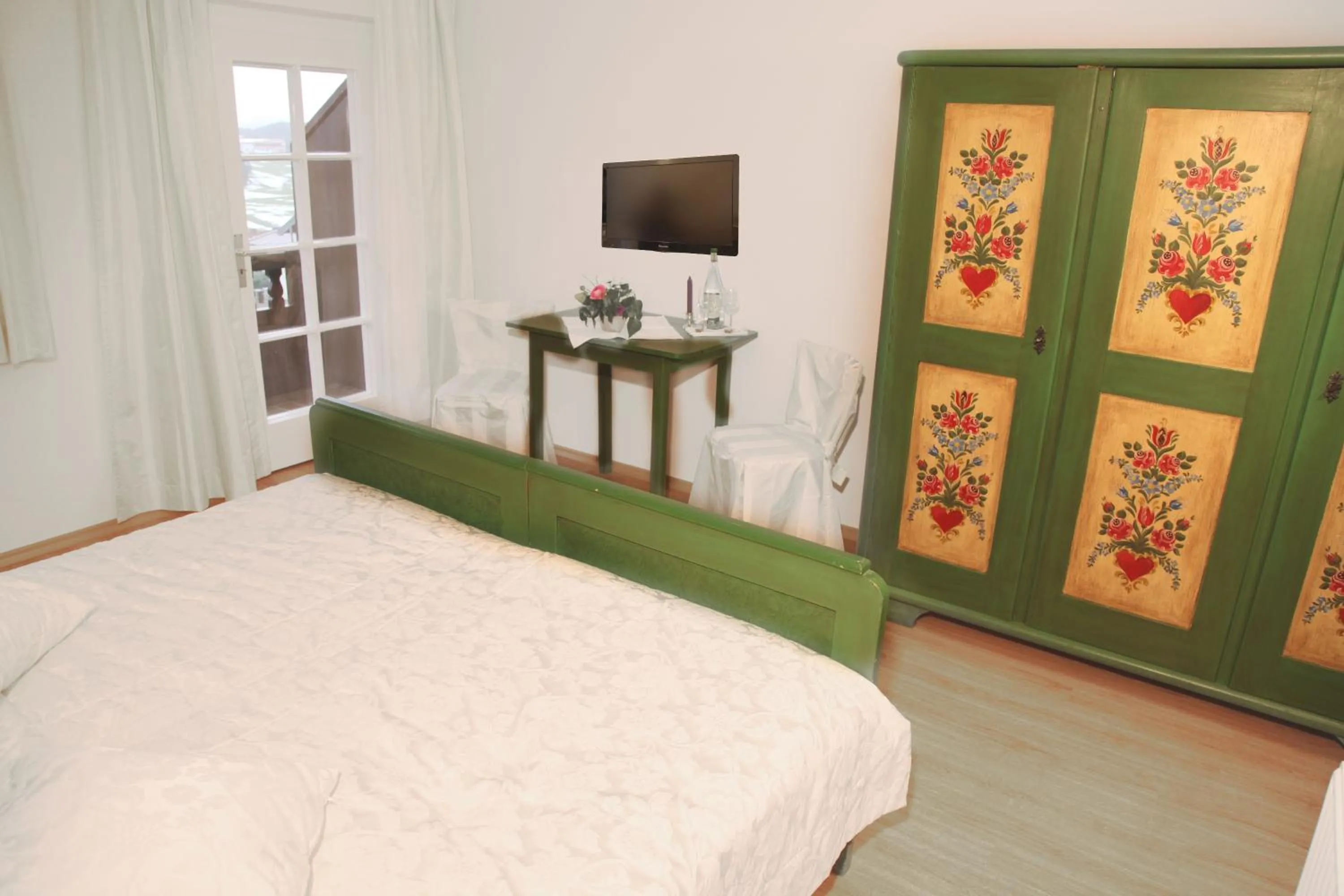 Decorative detail, Bed in Hotel Garni Georgenhof Adults Only