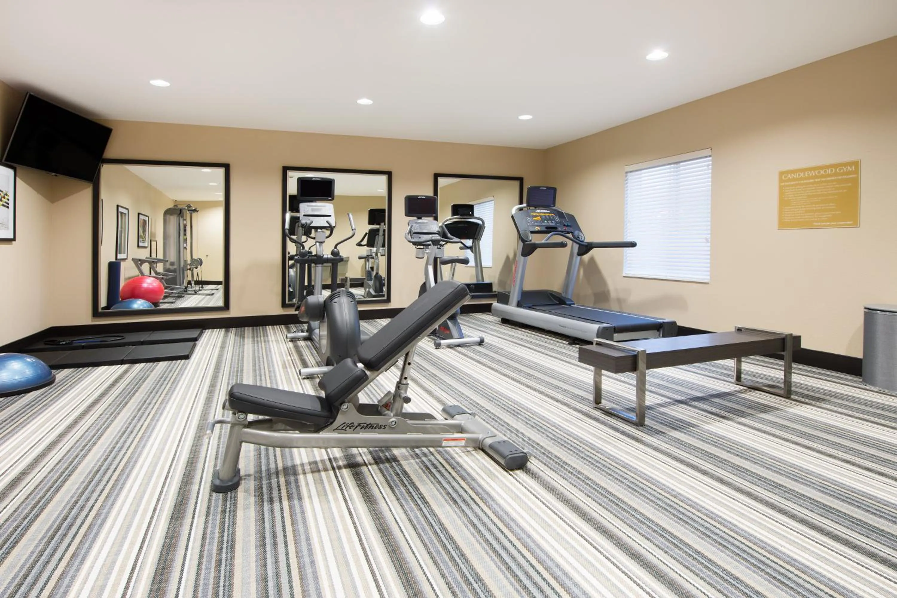 Fitness centre/facilities in Candlewood Suites Columbia Hwy 63 & I-70 by IHG