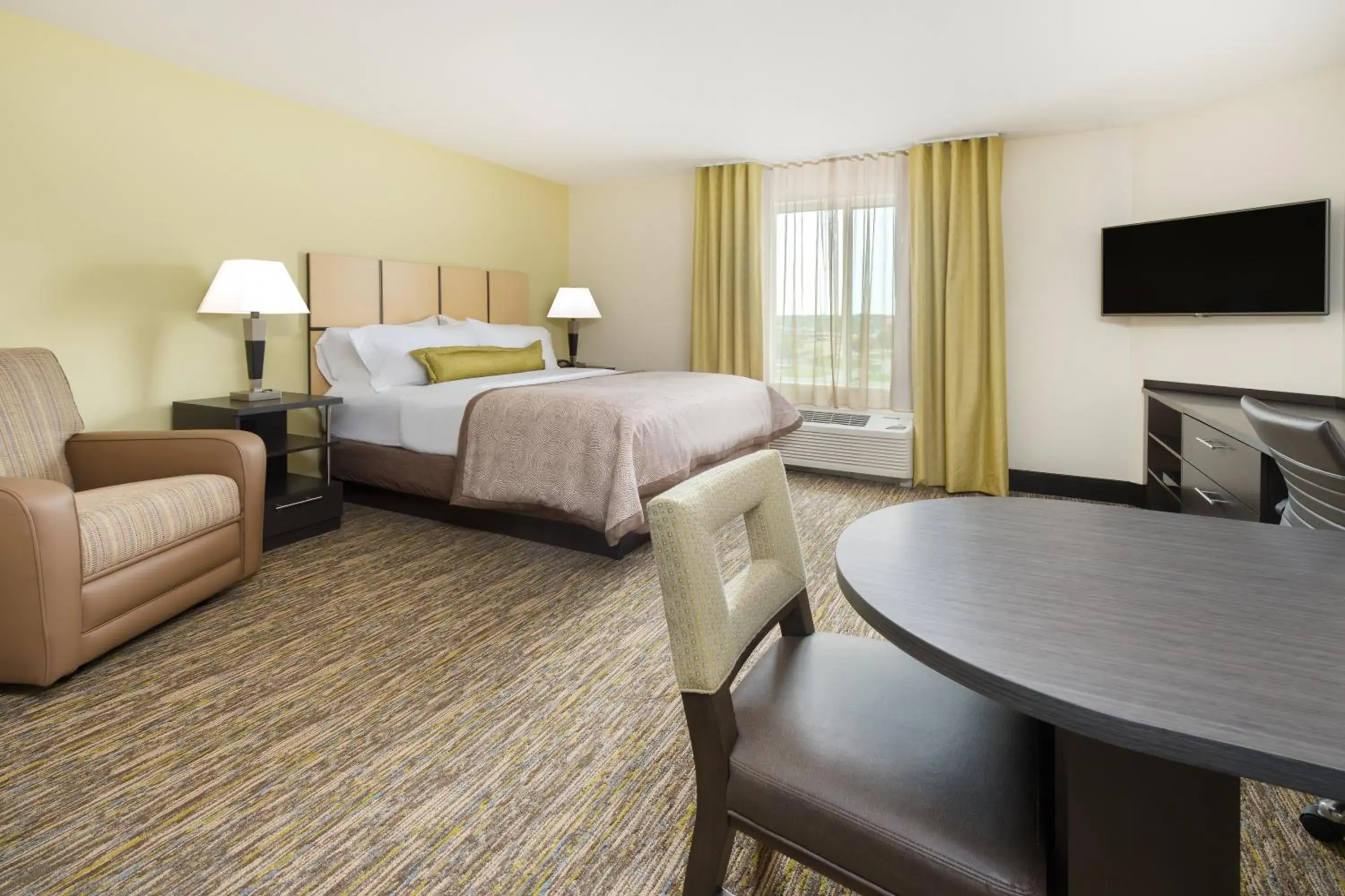 Queen Studio - Hearing Accessible with Roll-In Shower in Candlewood Suites Columbia Hwy 63 & I-70 by IHG Queen Studio - Hearing Accessible with Roll-In Shower in Candlewood Suites Columbia Hwy 63 & I-70 by IHG