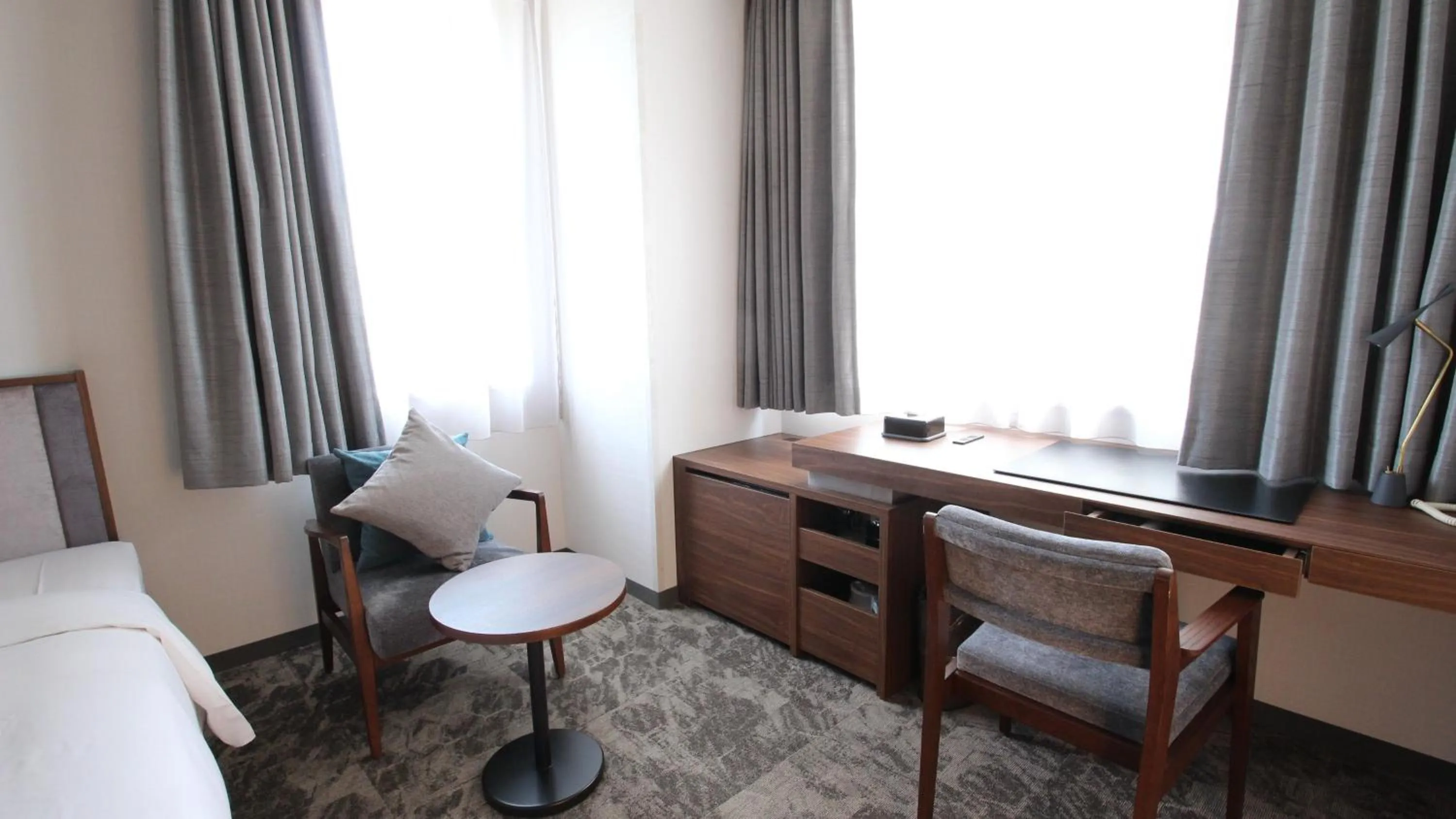 Photo of the whole room in ANA Holiday Inn Sendai by IHG