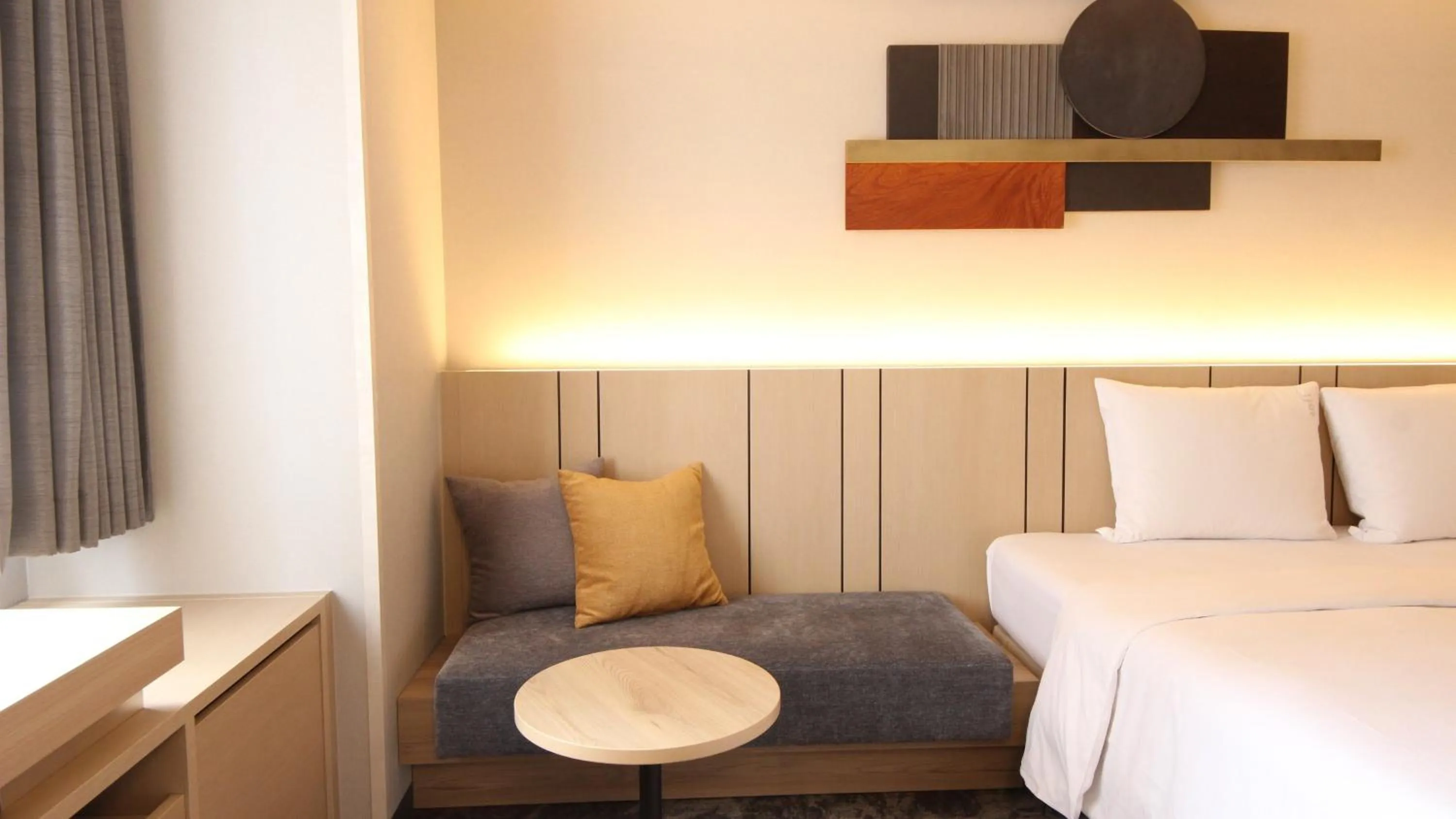 Photo of the whole room, Bed in ANA Holiday Inn Sendai by IHG