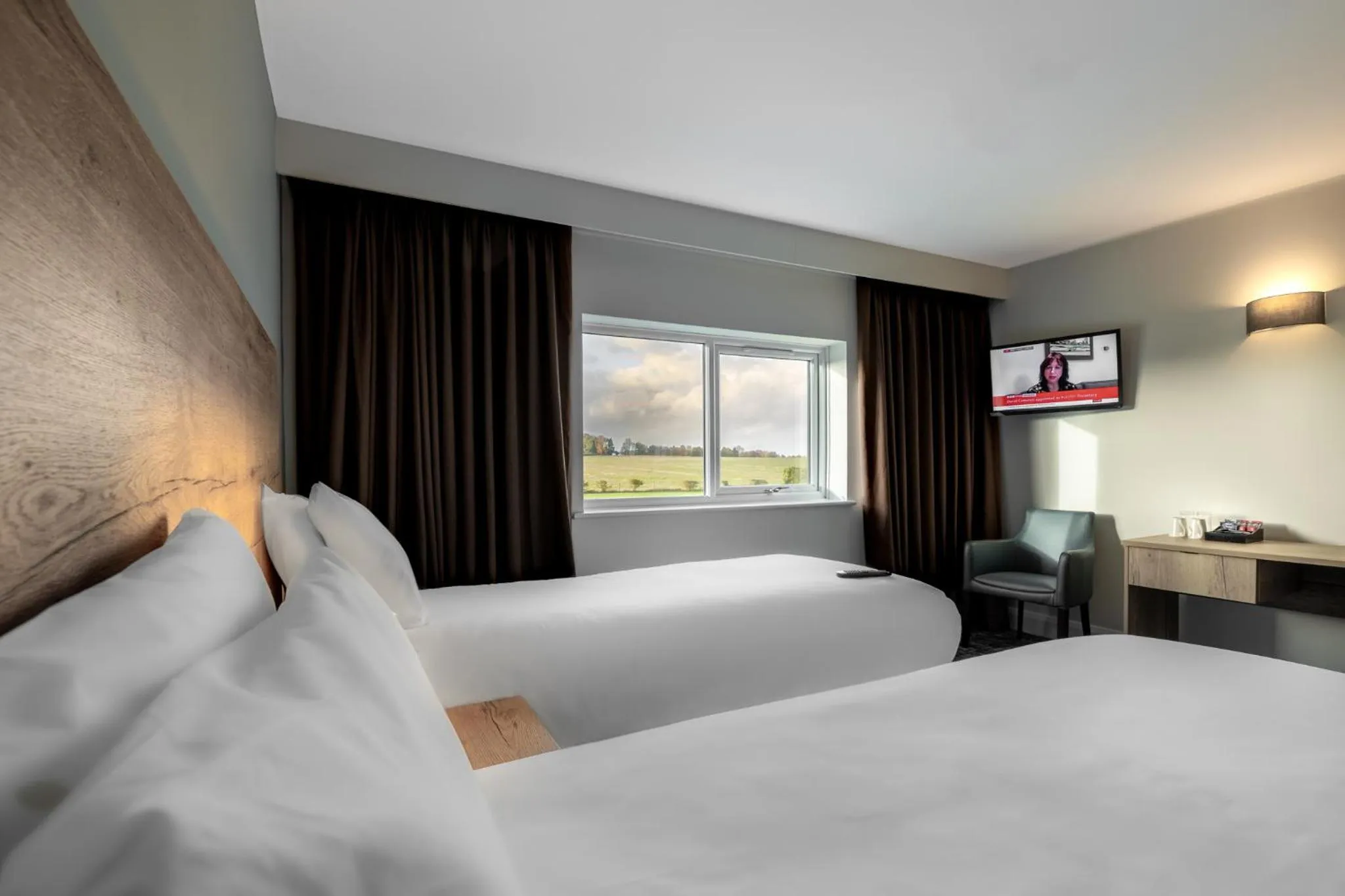 Bedroom, Bed in The Stones Hotel