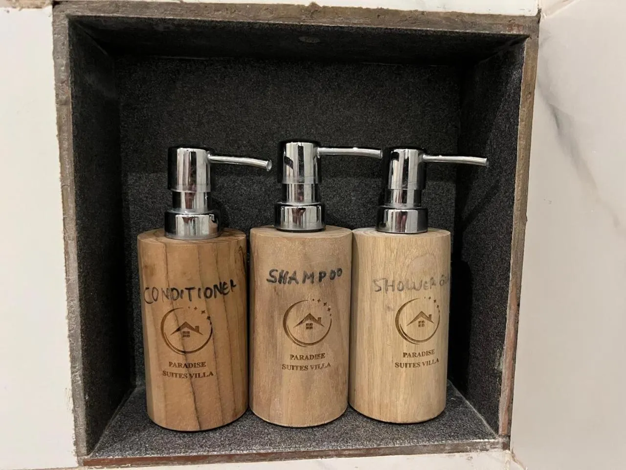 Bathroom in Kelingking Paradise Suites Villa