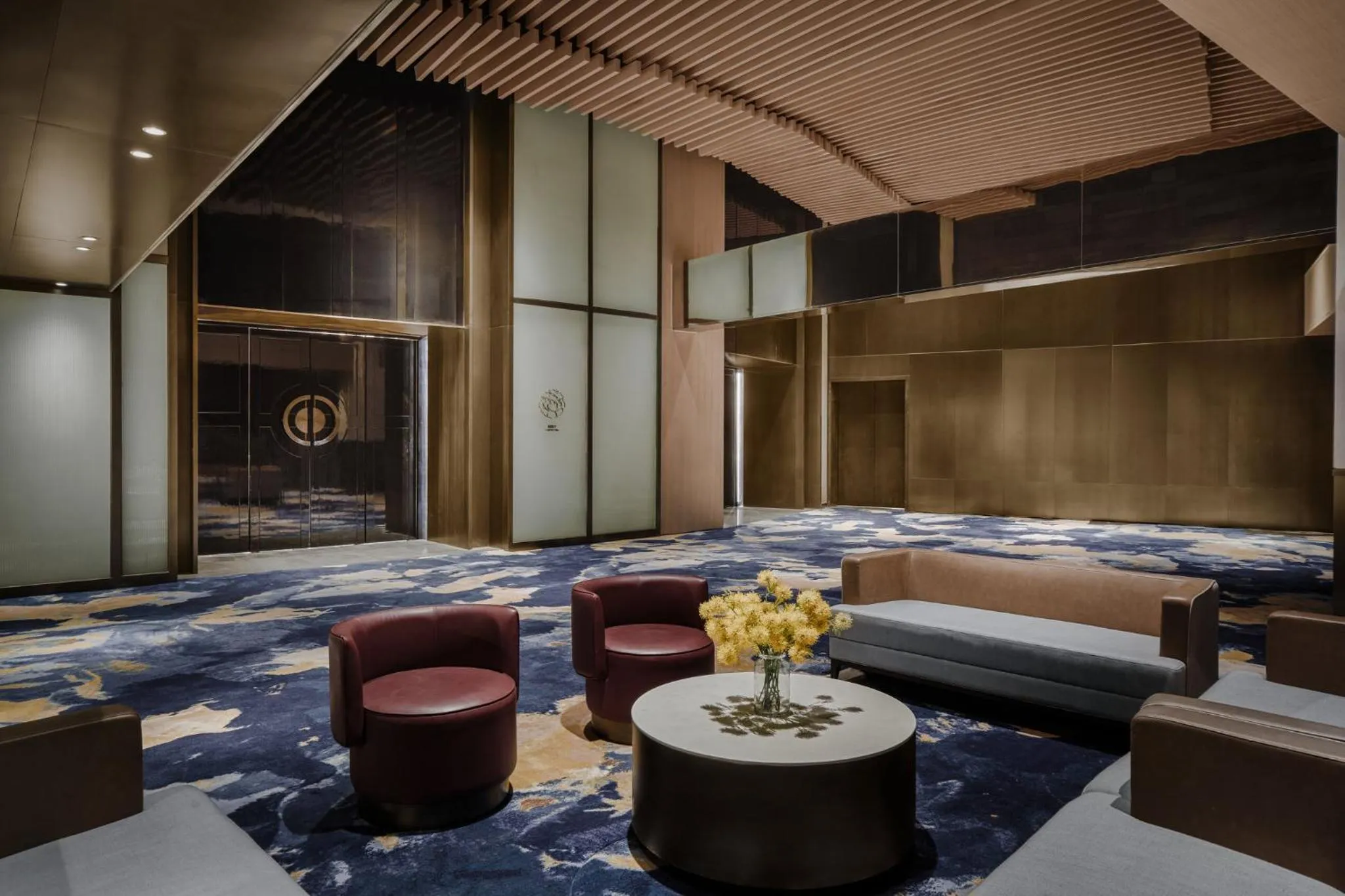 Meeting/conference room in voco Zhengzhou Garden Expo by IHG