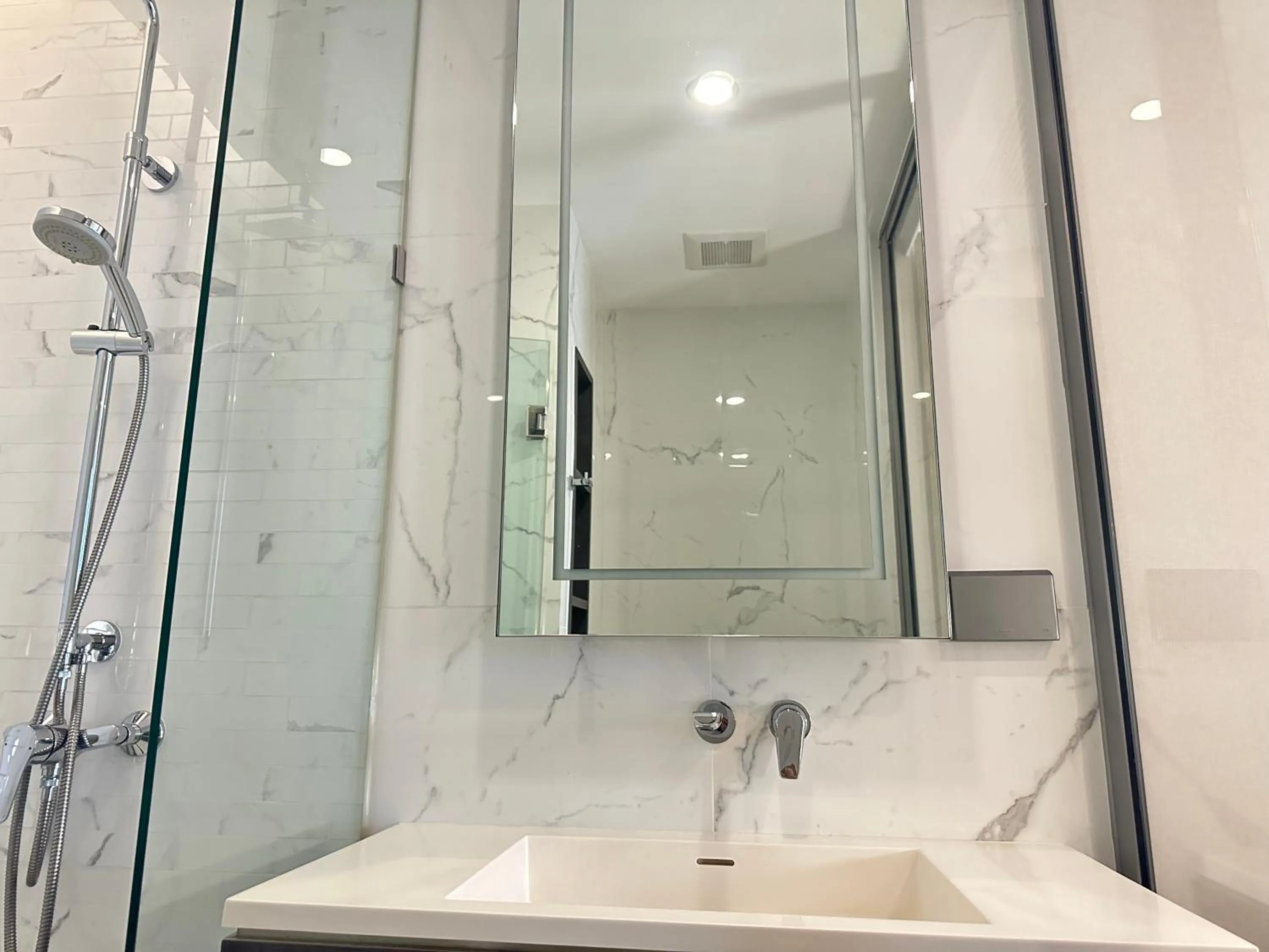 Bathroom in Siamese Exclusive Queens