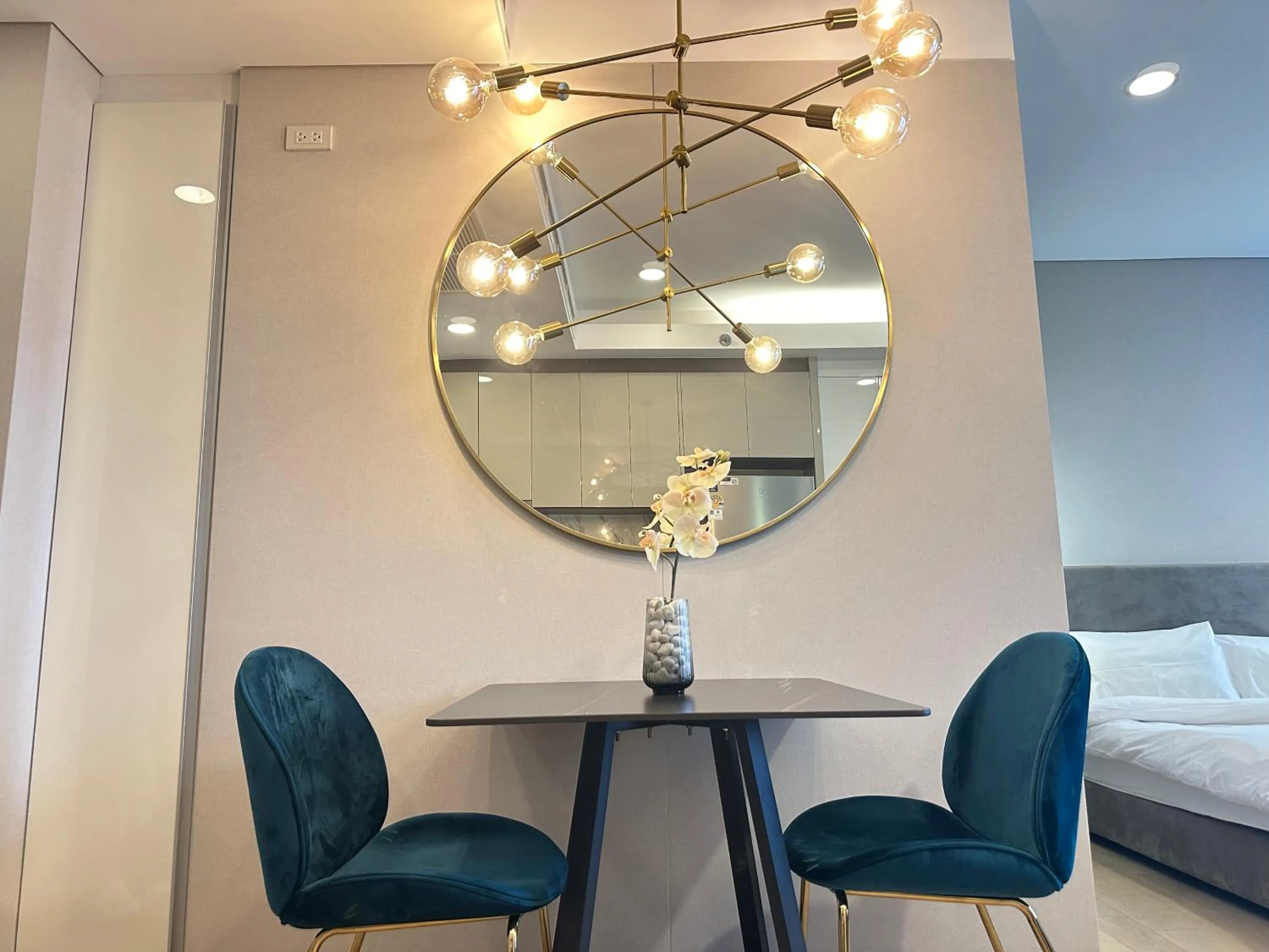 Seating area in Siamese Exclusive Queens