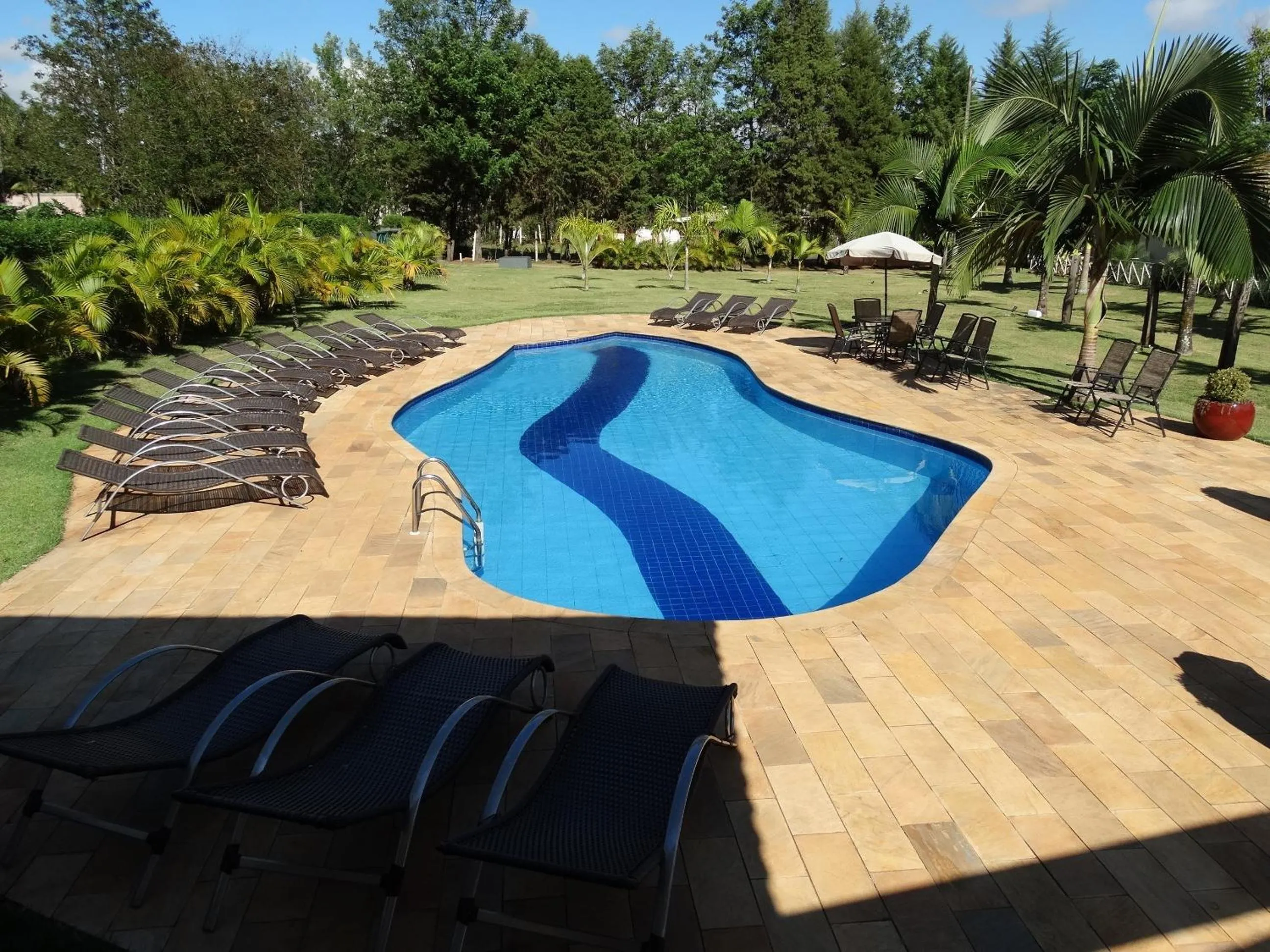 Swimming pool in La Dolce Villa