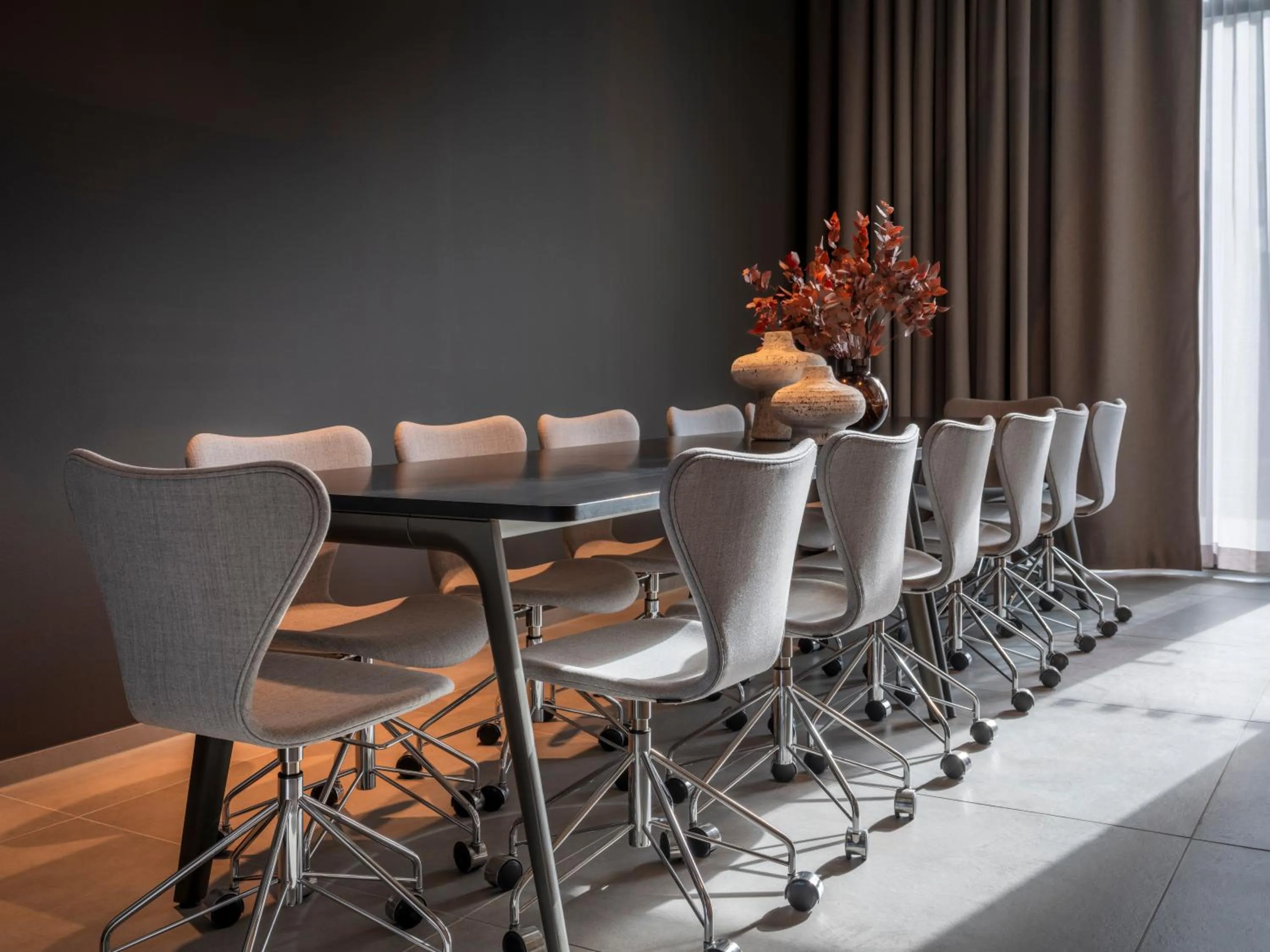 Seating area in Zleep Hotel Frankfurt Airport Kelsterbach