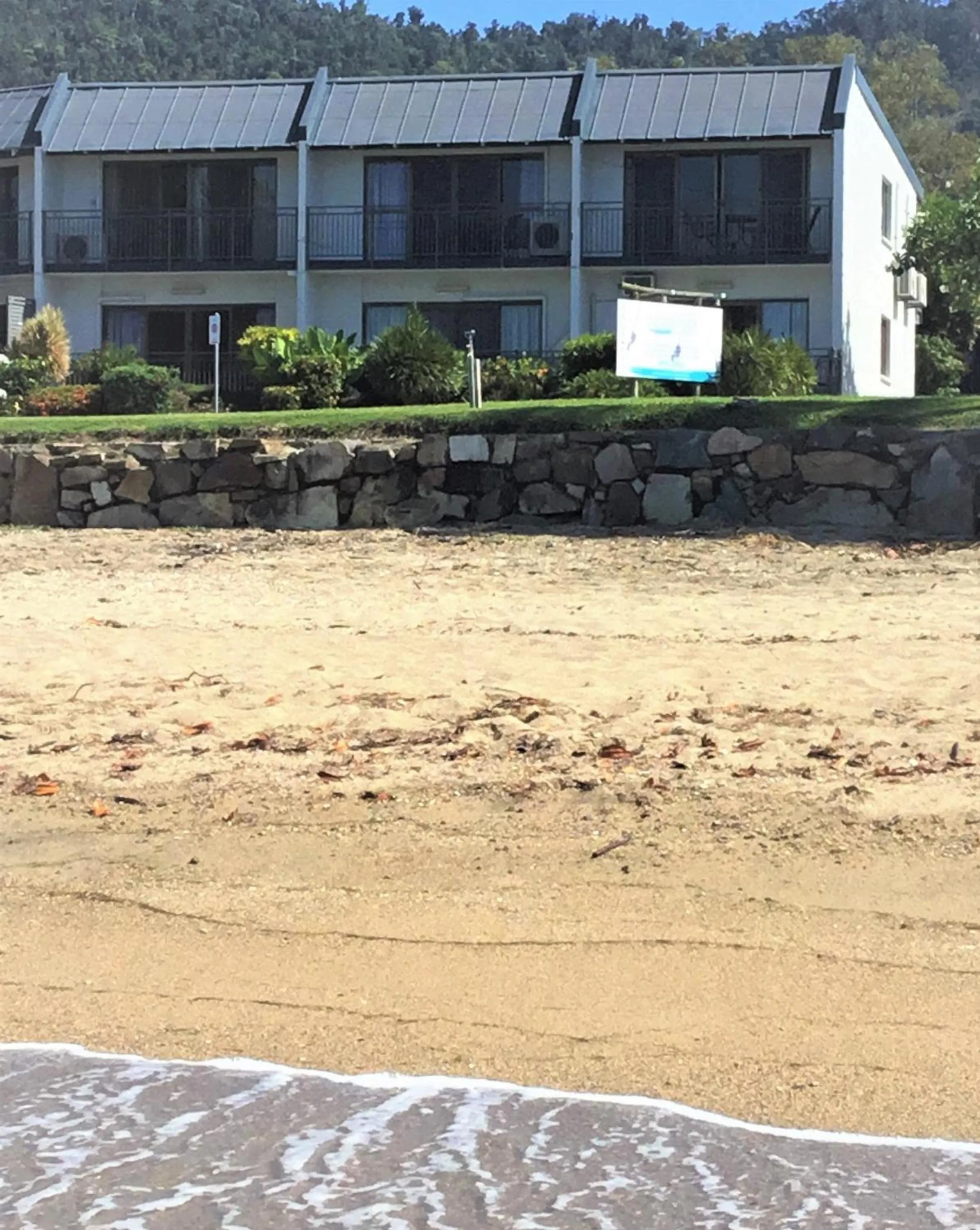 Property building in Whitsunday Waterfront Apartments