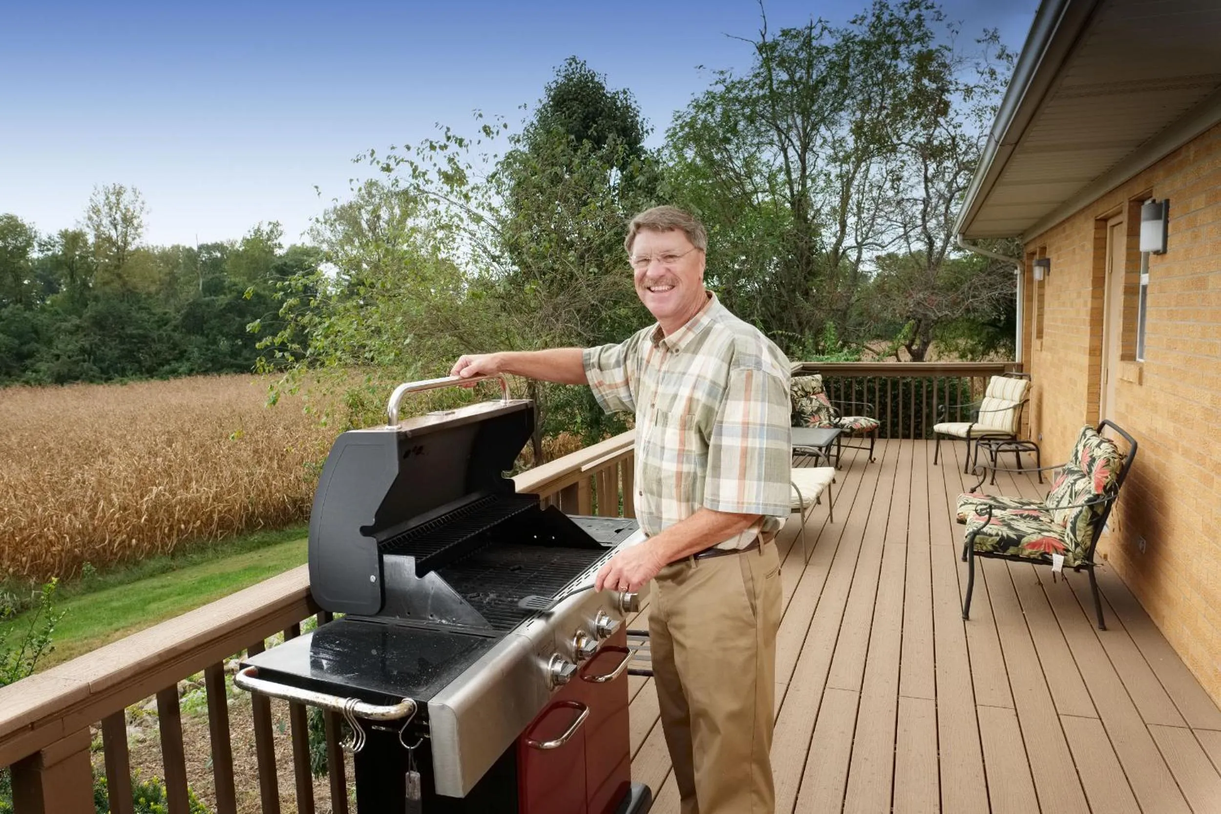 BBQ facilities in Four Seasons Lodging