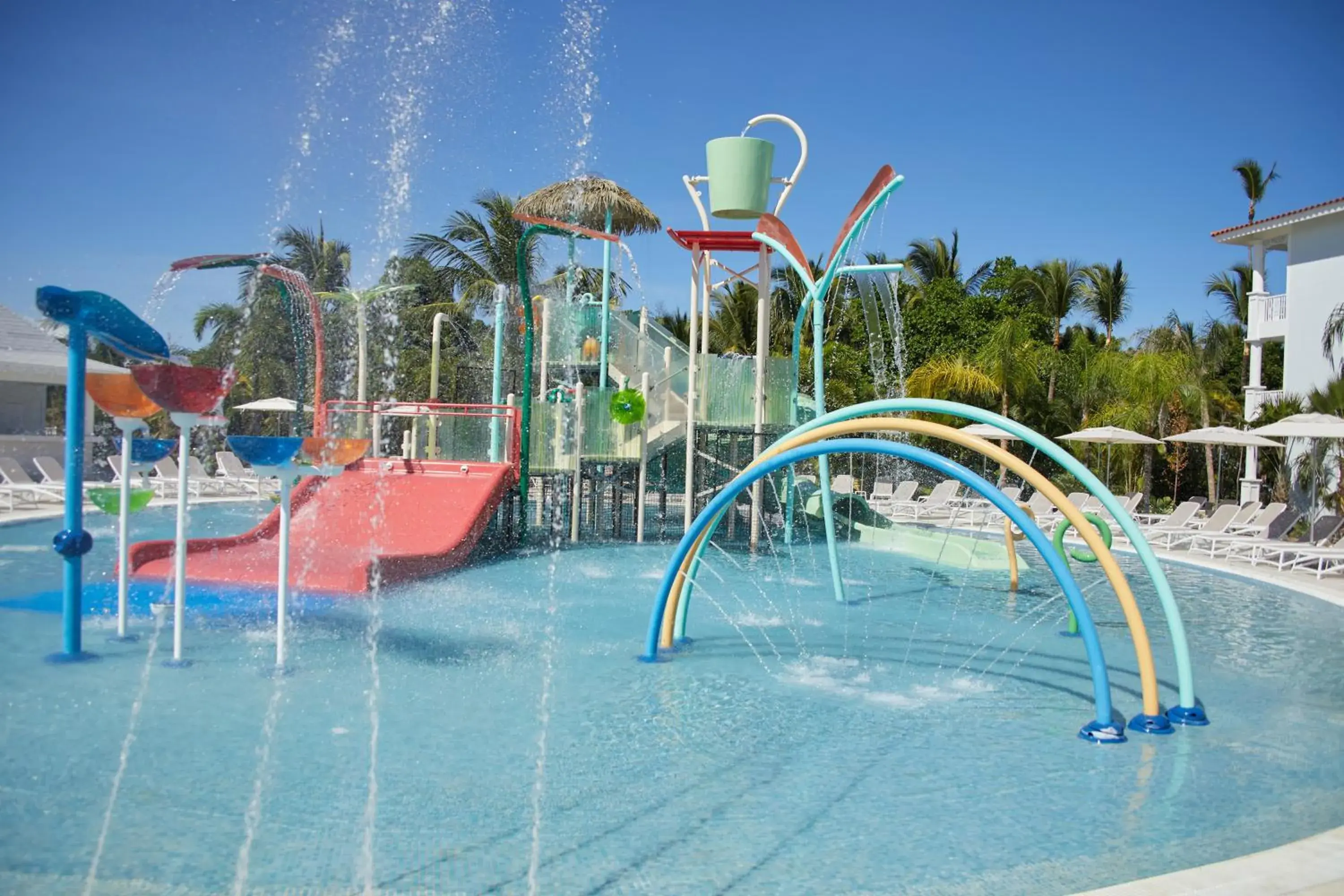 Day in Bahia Principe Luxury Esmeralda All Inclusive - Newly Renovated Day in Bahia Principe Luxury Esmeralda All Inclusive - Newly Renovated