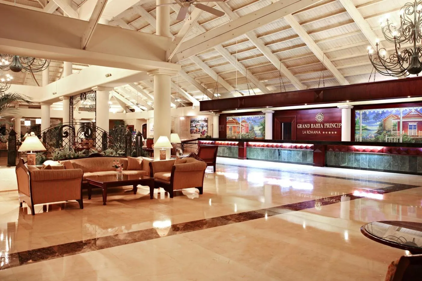 Communal lounge/ TV room in Bahia Principe Grand La Romana - All Inclusive