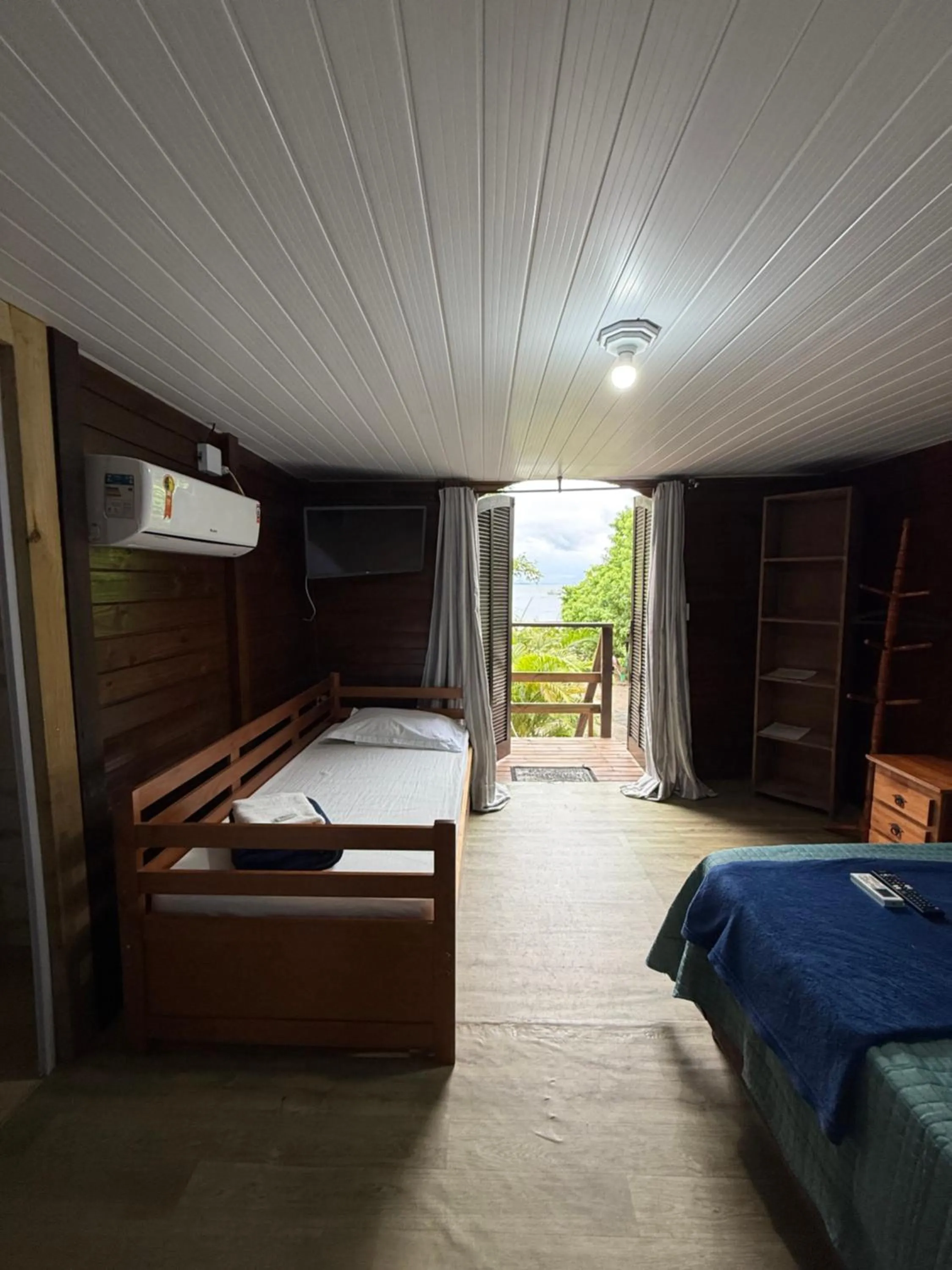 Bed in Pousada & Camping Tubarão