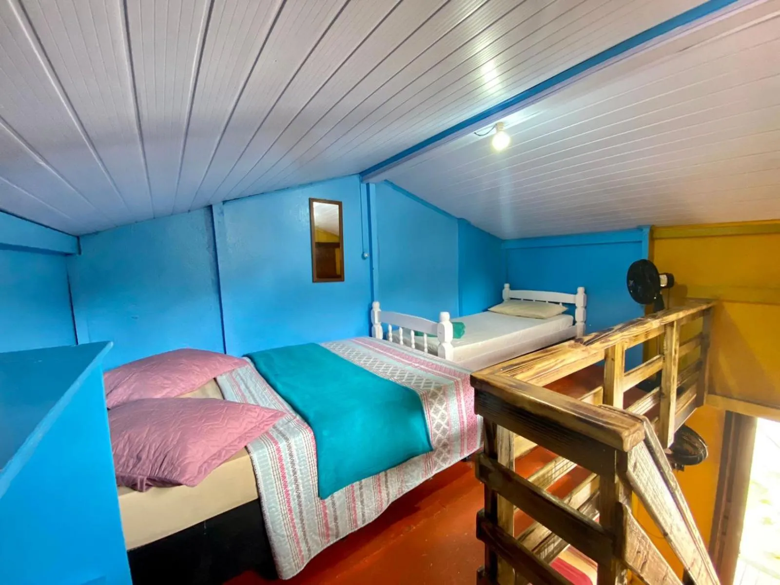 Photo of the whole room, Bed in Pousada & Camping Tubarão