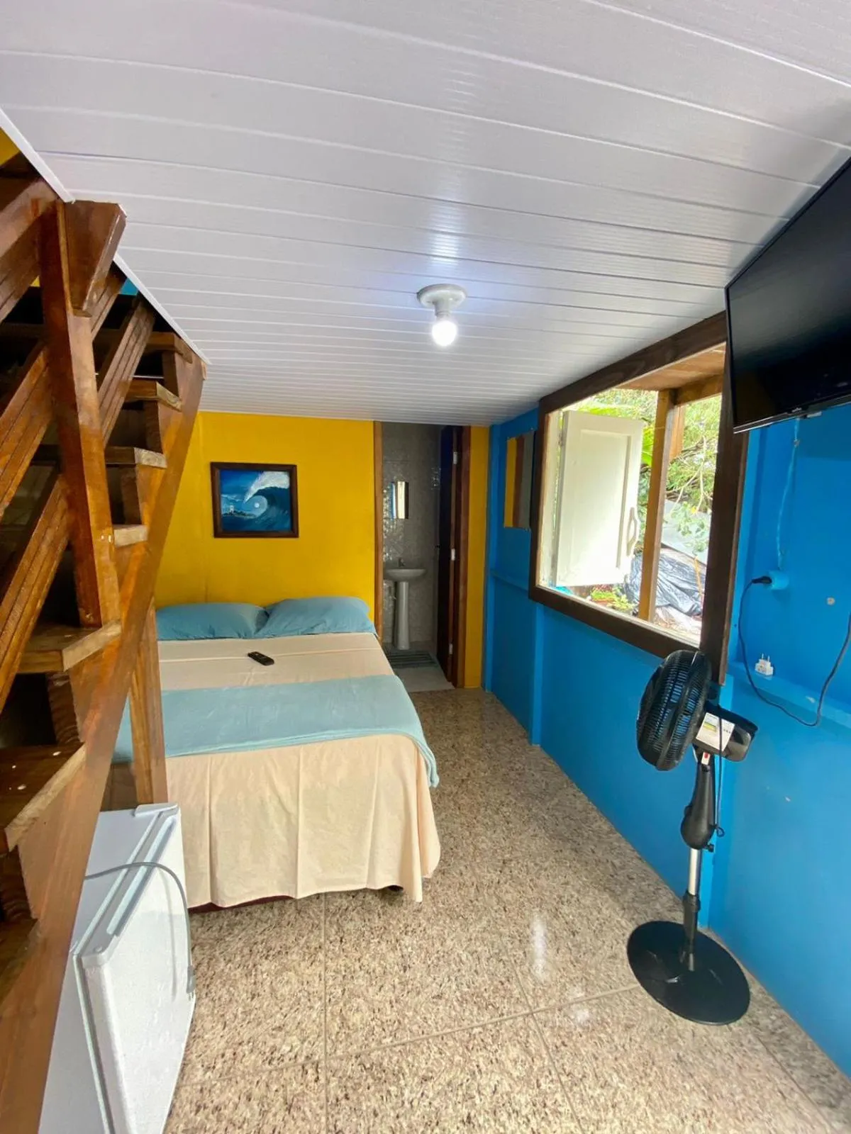 Photo of the whole room, Bed in Pousada & Camping Tubarão