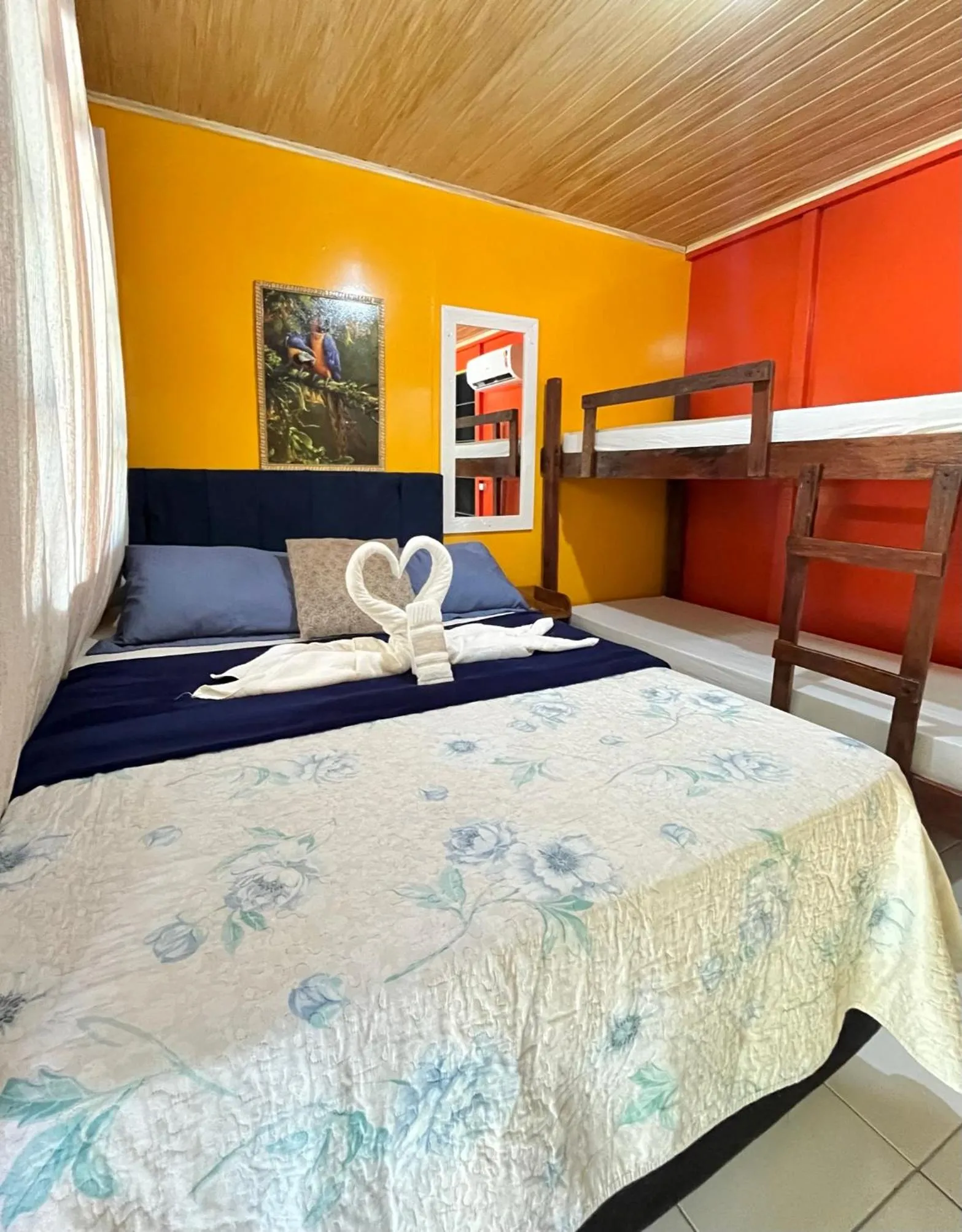Bed in Pousada & Camping Tubarão