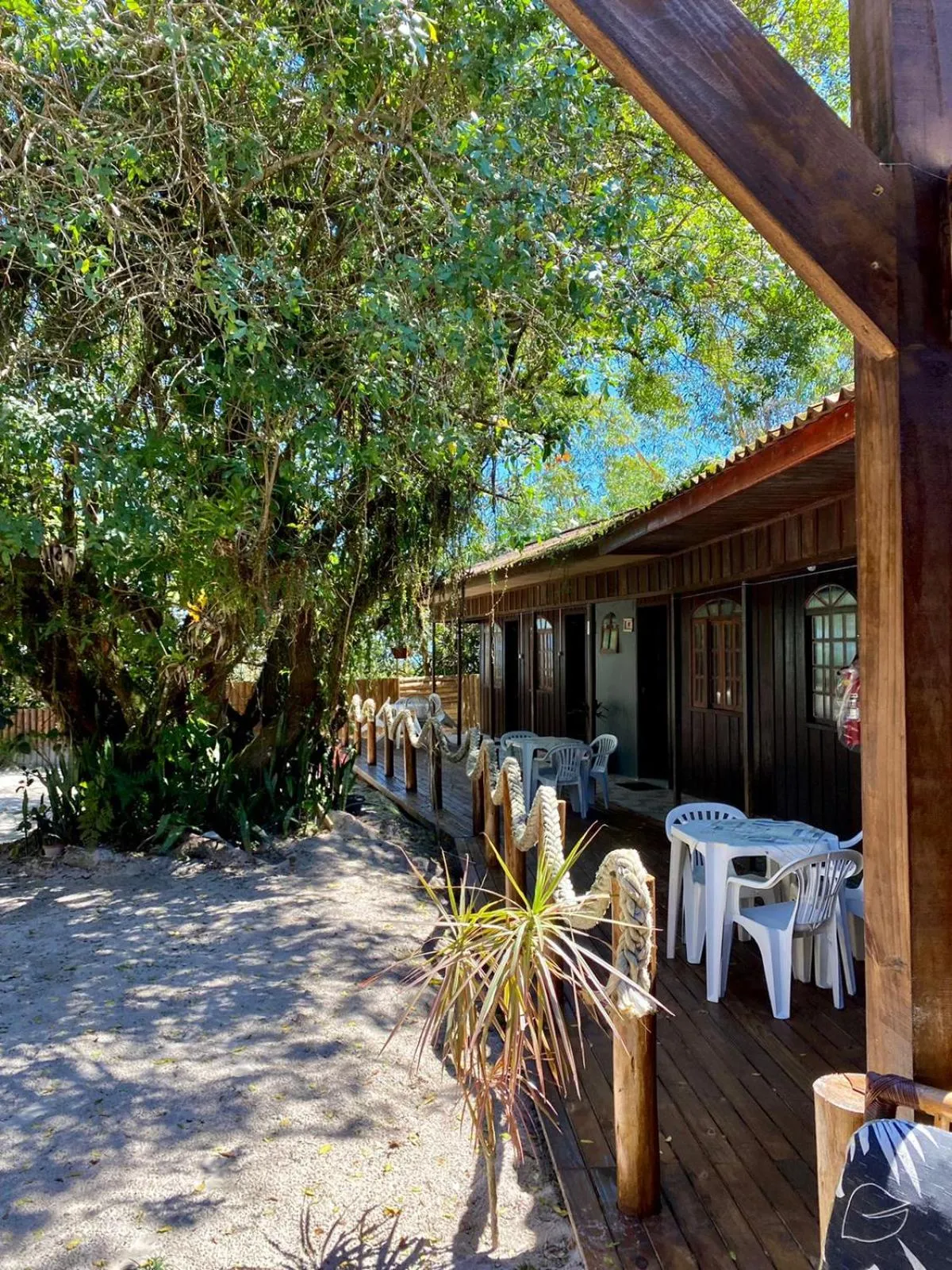 Garden view in Pousada & Camping Tubarão