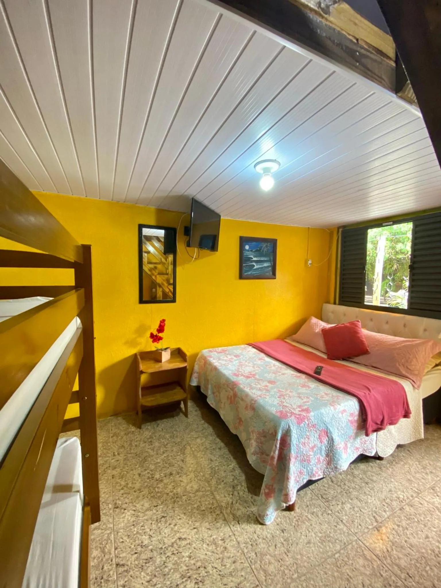 Bed in Pousada & Camping Tubarão