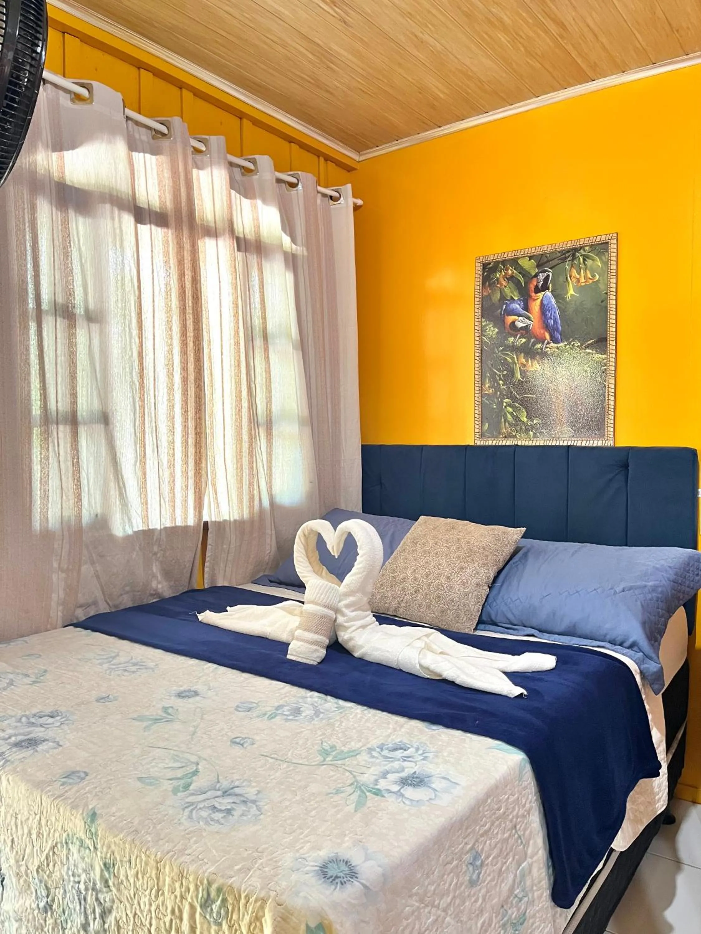 Bed in Pousada & Camping Tubarão