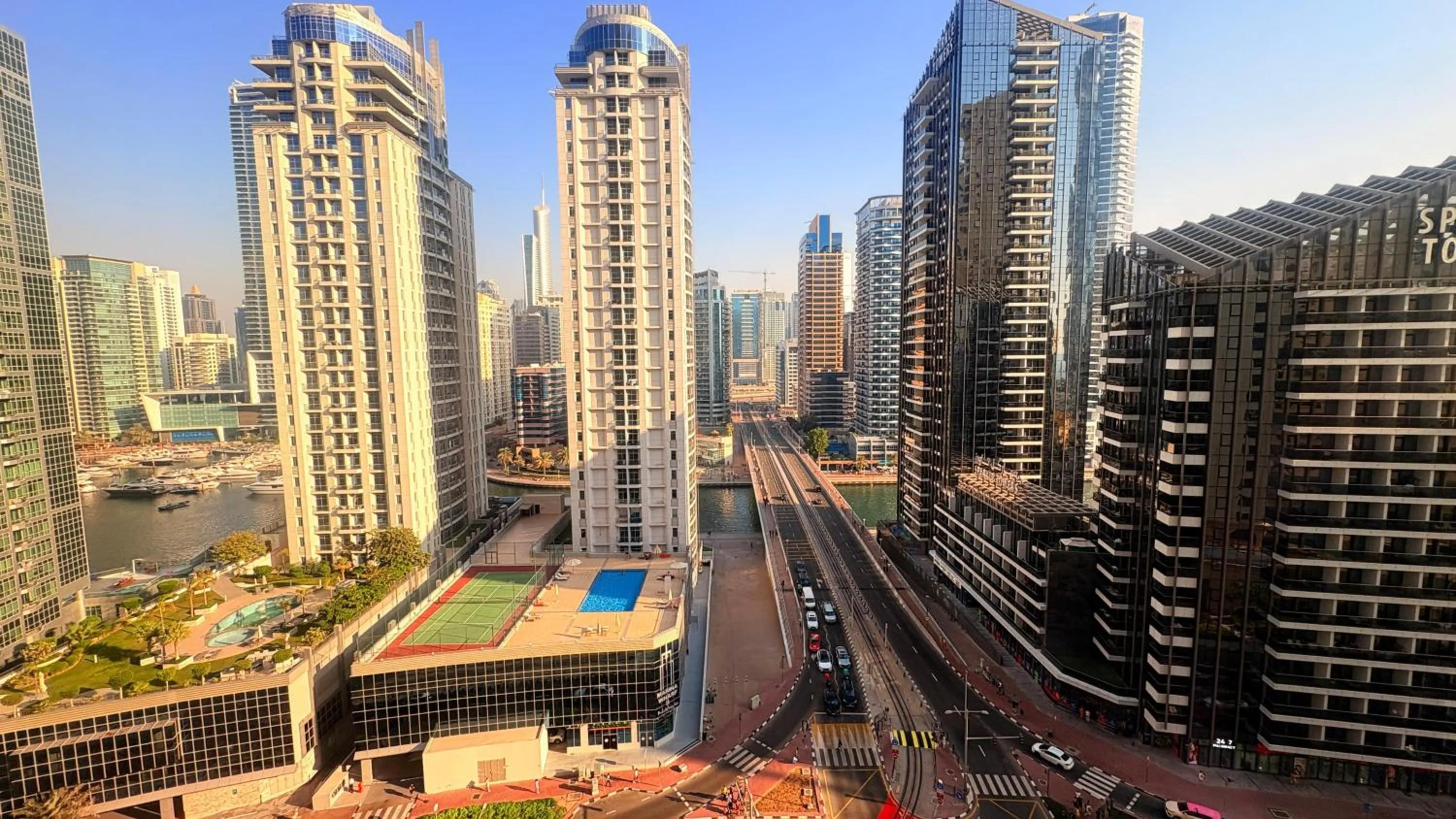 Street view in Route 66 Beach Hostel