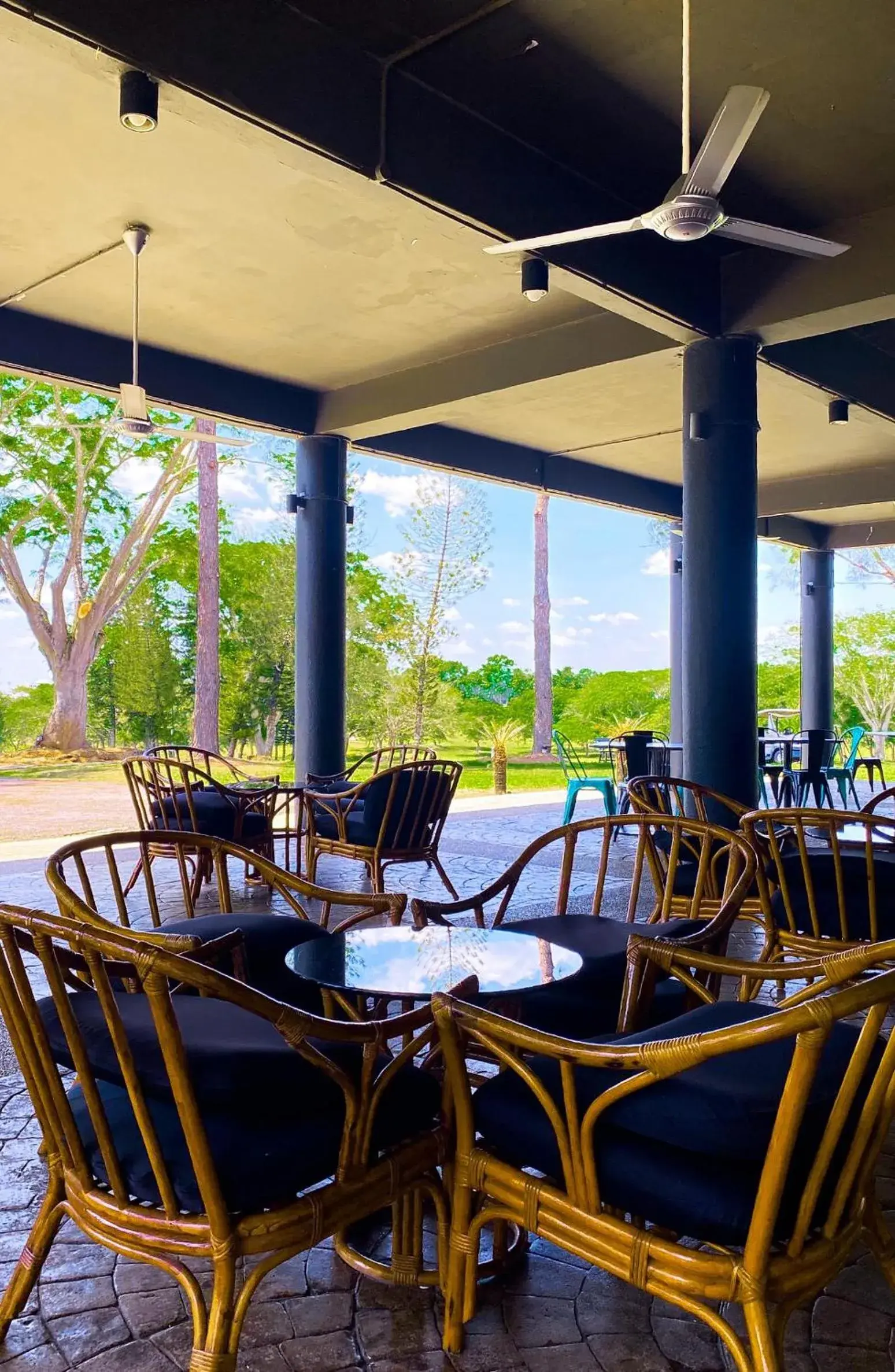 Restaurant/places to eat in Cinta Sayang Resort Restaurant/places to eat in Cinta Sayang Resort