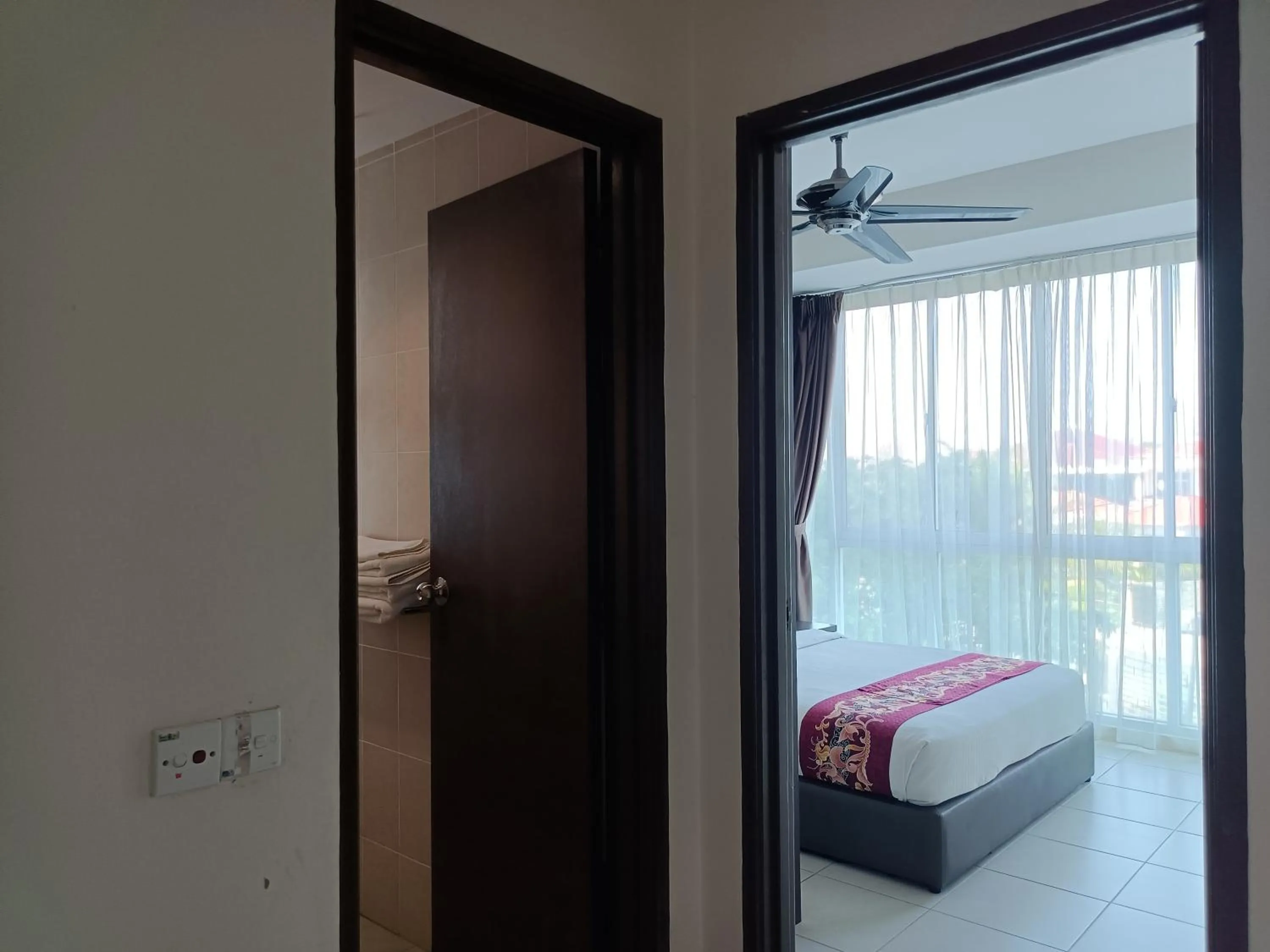 Bathroom, Bed in Cinta Sayang Resort