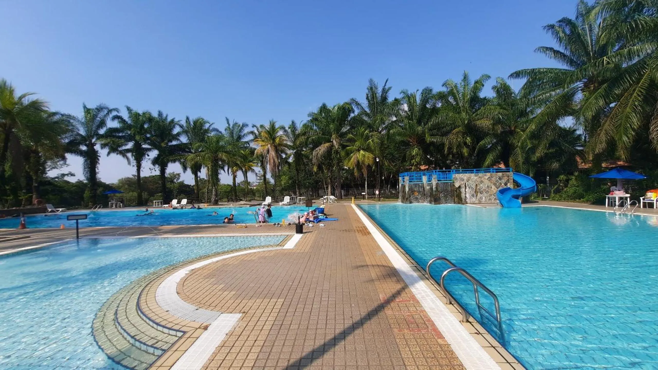 Swimming pool in Cinta Sayang Resort
