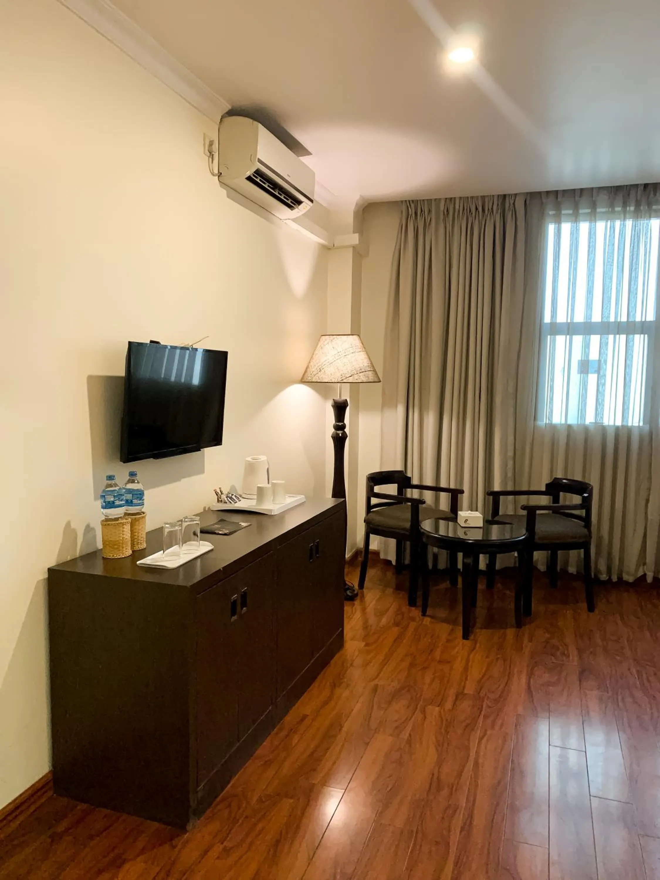 TV and multimedia in Vannasut Hotel and Spa