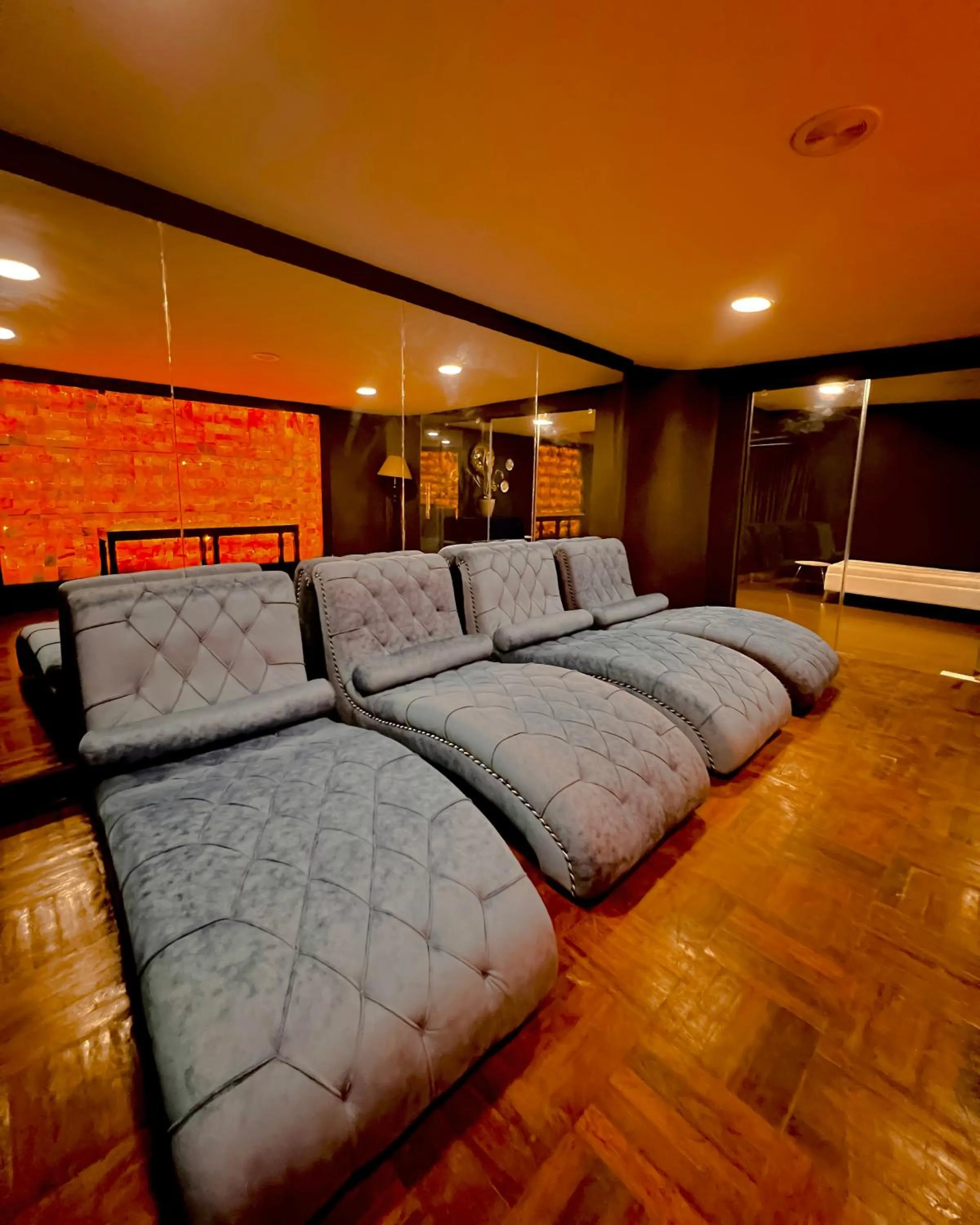 Seating area in Vannasut Hotel and Spa