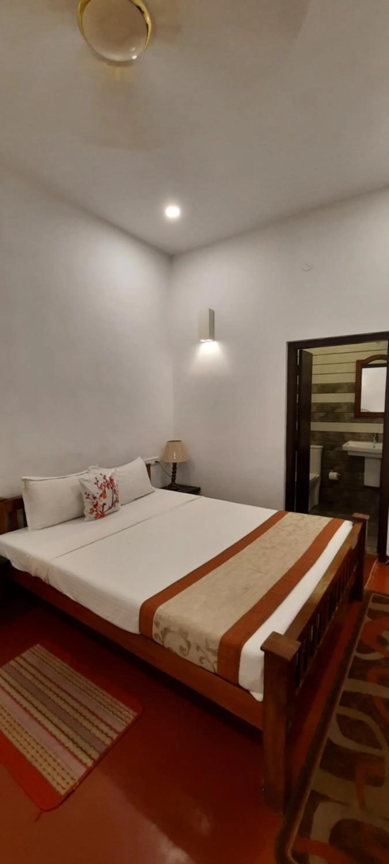 Bed in Marari Umapathi Beach Villa