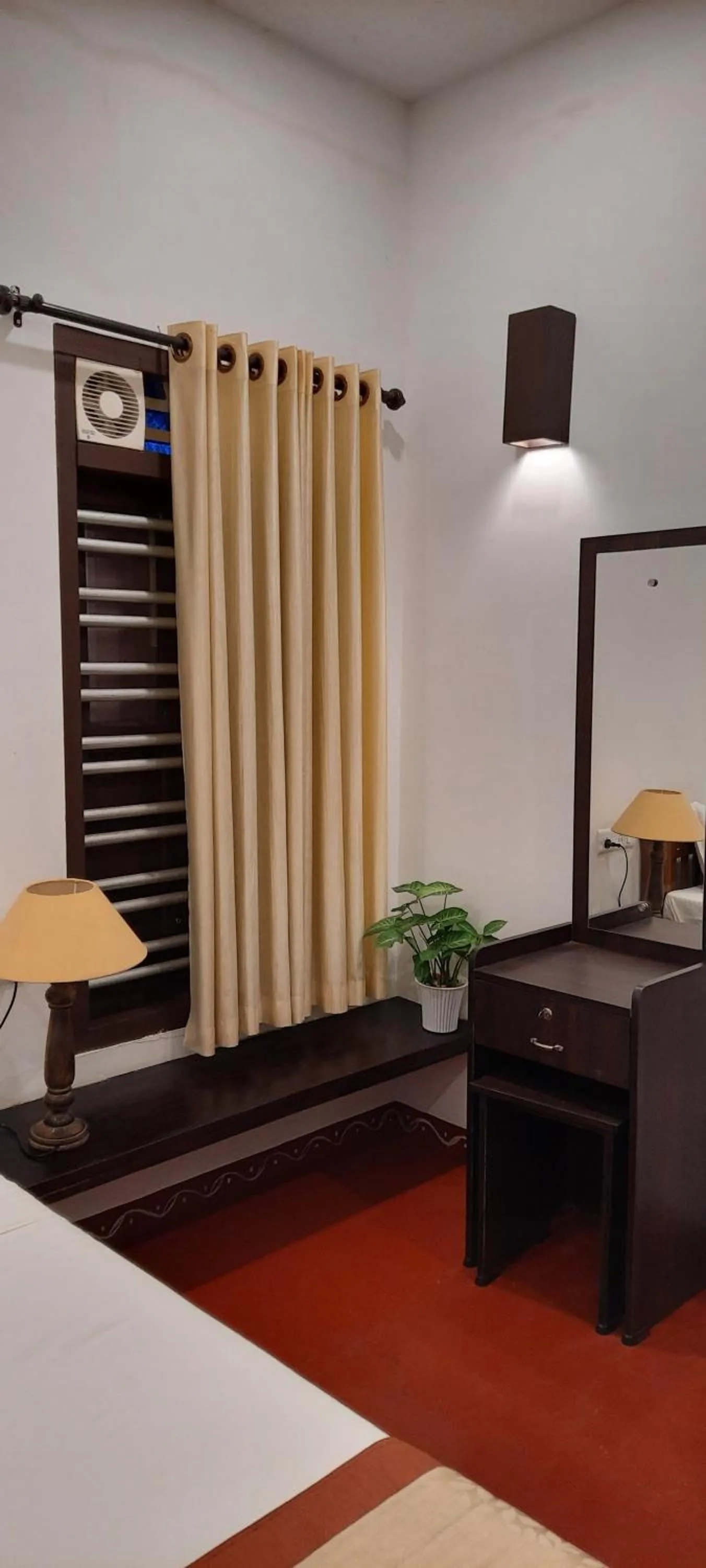 Bed in Marari Umapathi Beach Villa