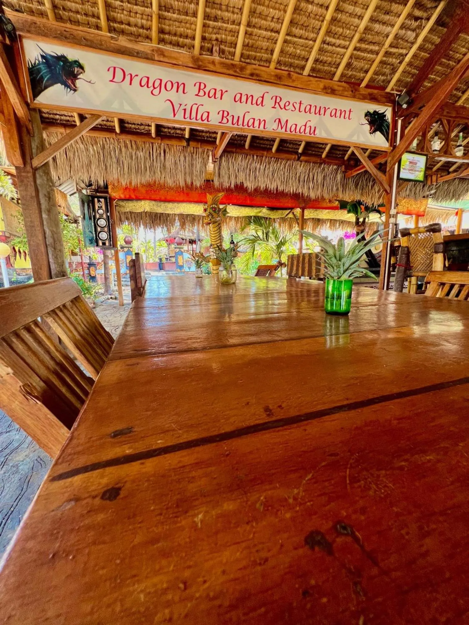 Restaurant/places to eat in Villa Bulan Madu Gili Air