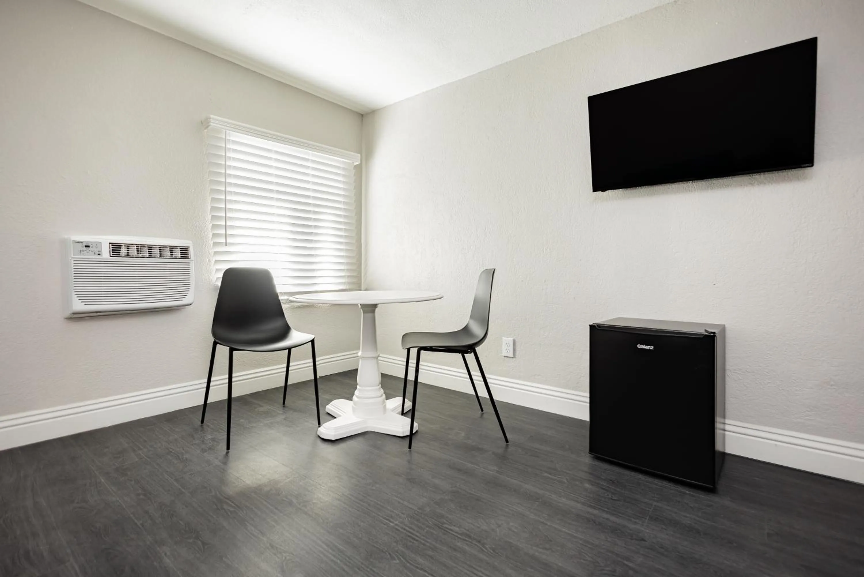 TV and multimedia in G Hotel