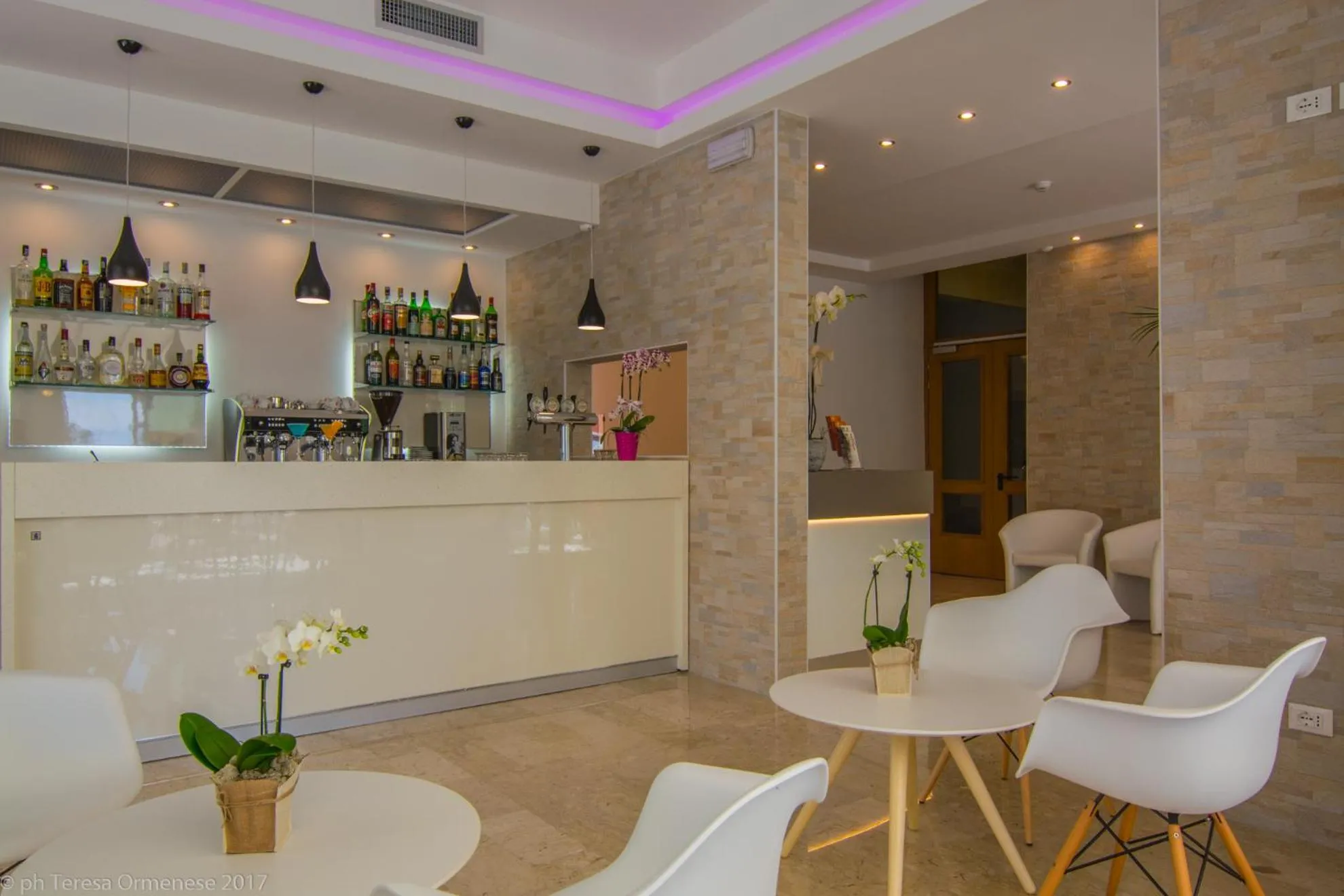 Lounge or bar in Hotel Dolomiti