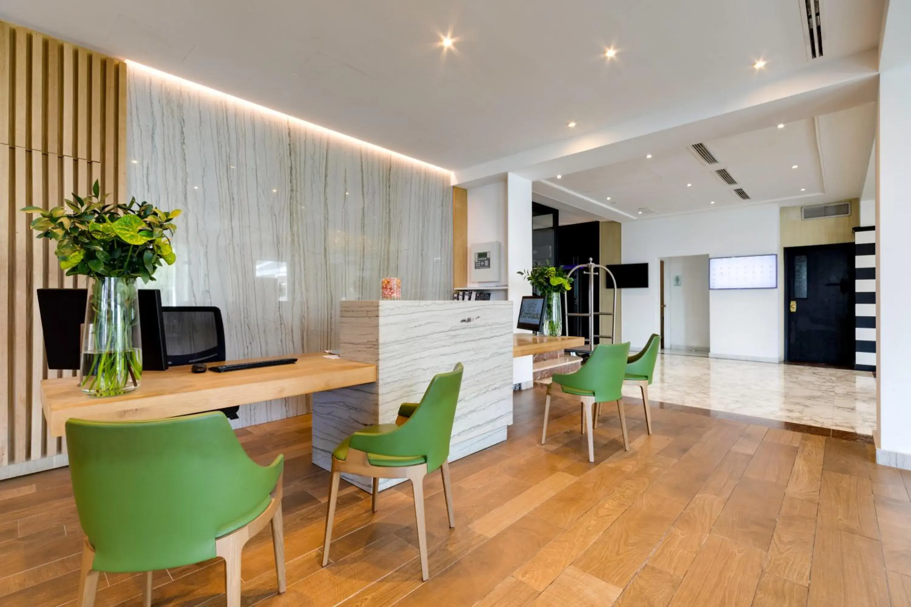 Lobby or reception in Hotel Coronado Thalasso & Spa Lobby or reception in Hotel Coronado Thalasso & Spa