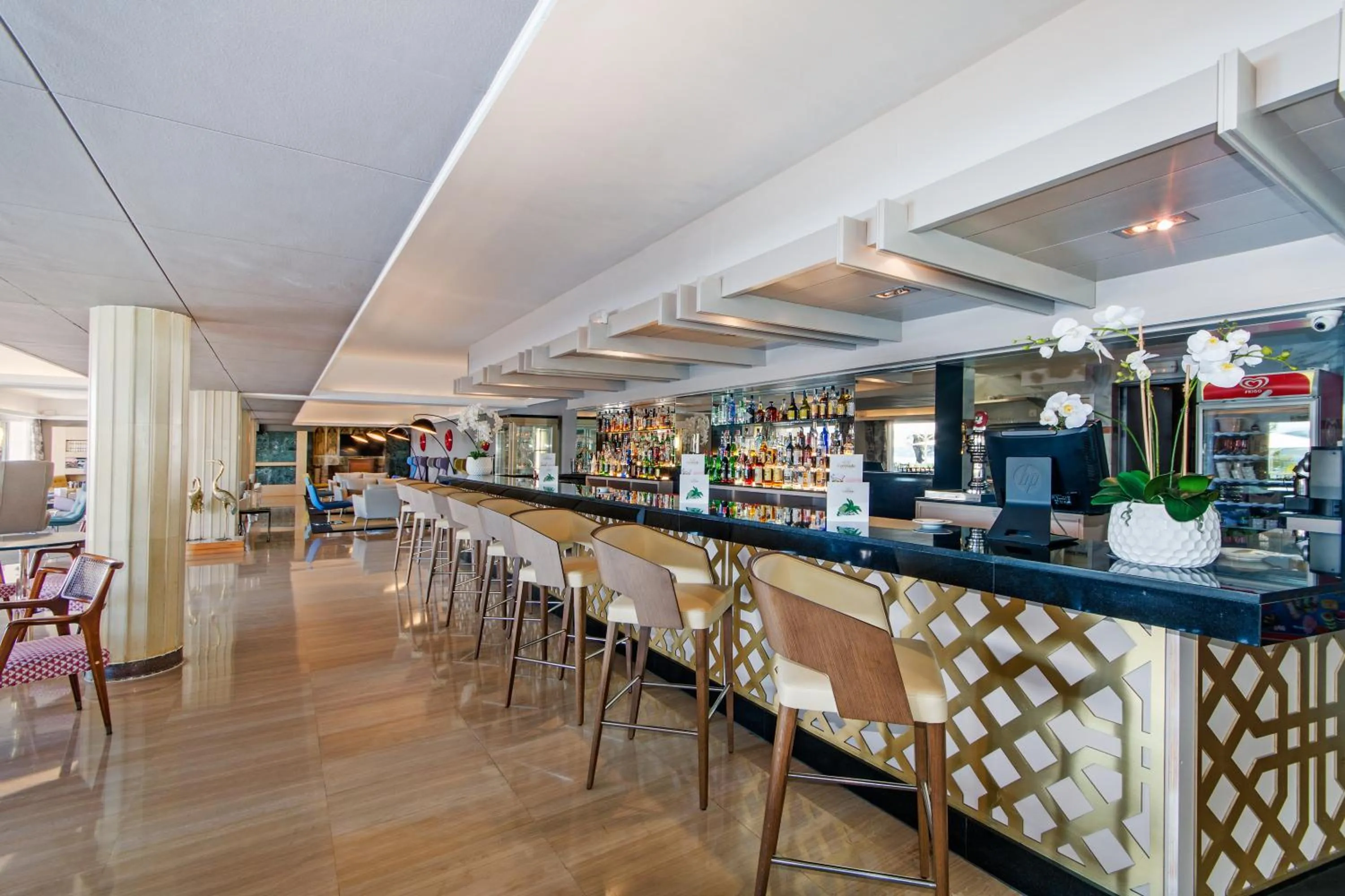 Communal lounge/ TV room in Hotel Coronado Thalasso & Spa