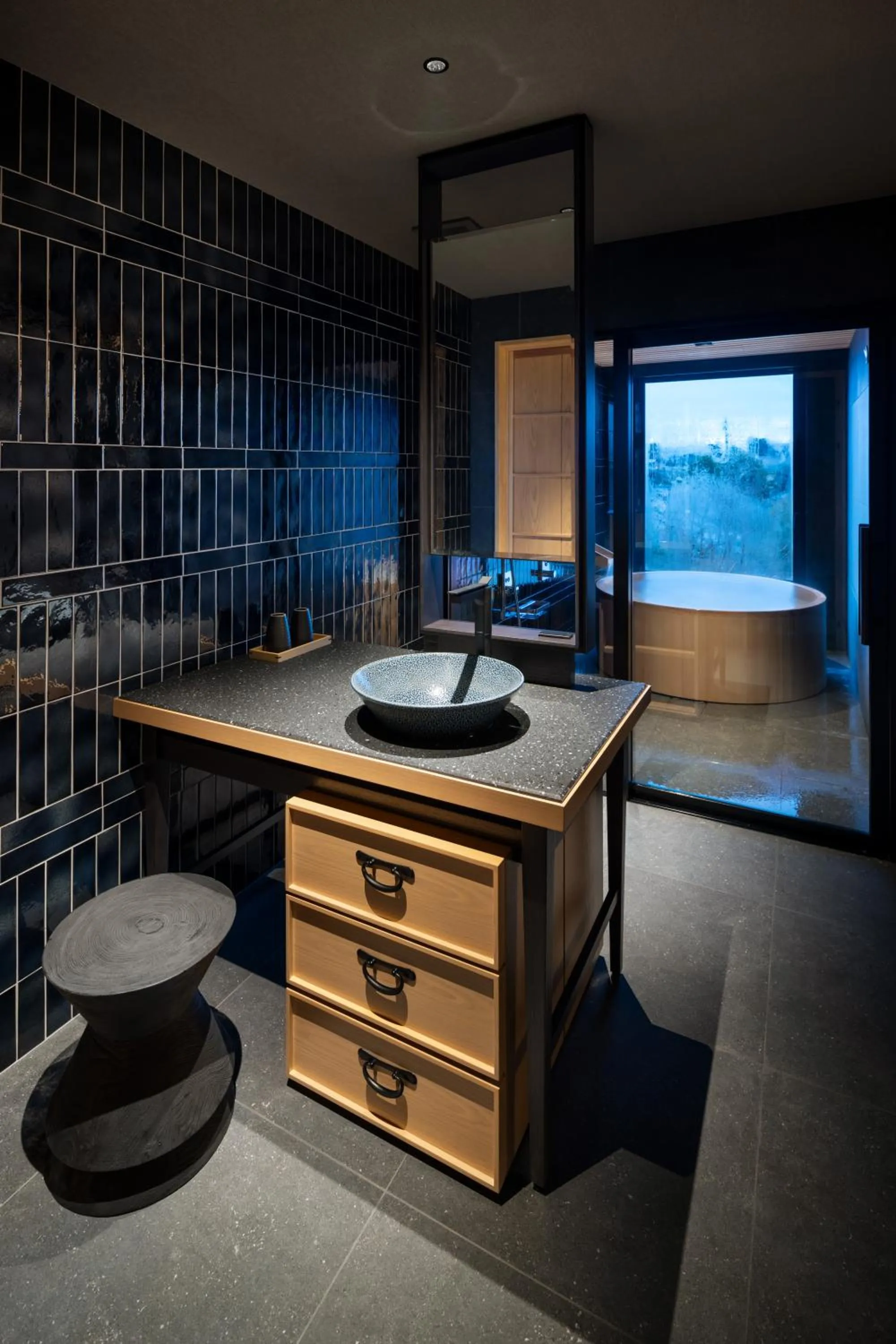 Bathroom in Yakakutei