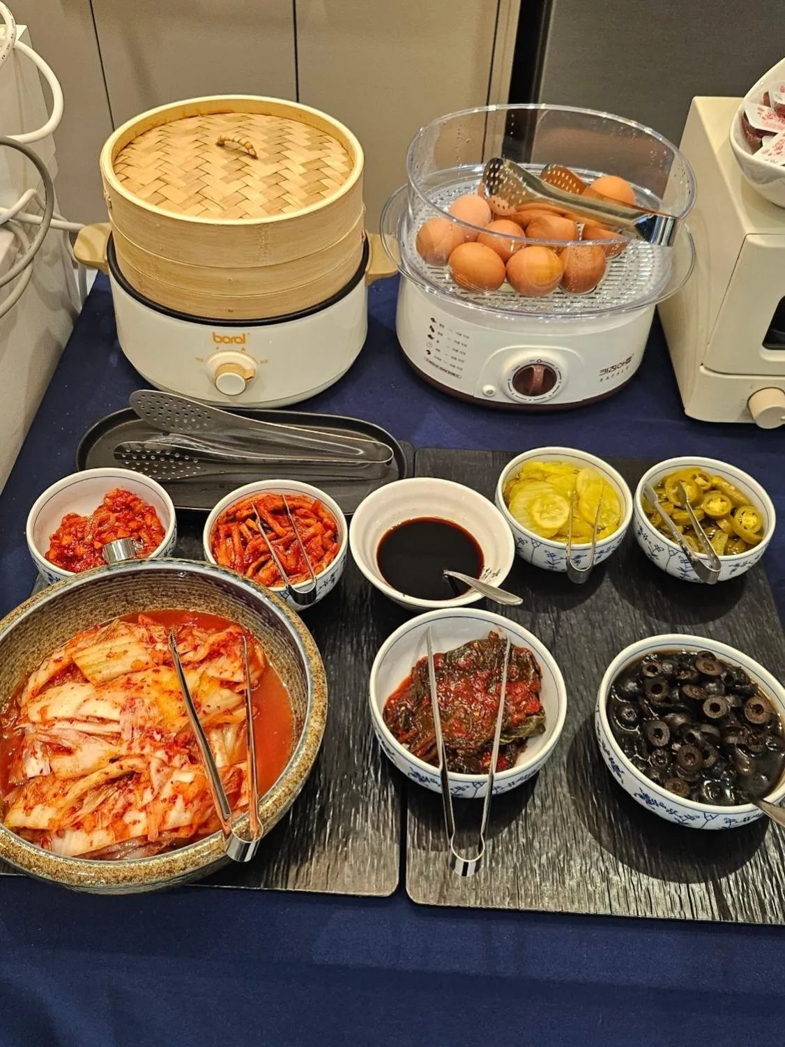 Restaurant/places to eat in The Western Busan Hotel By STAYNEO