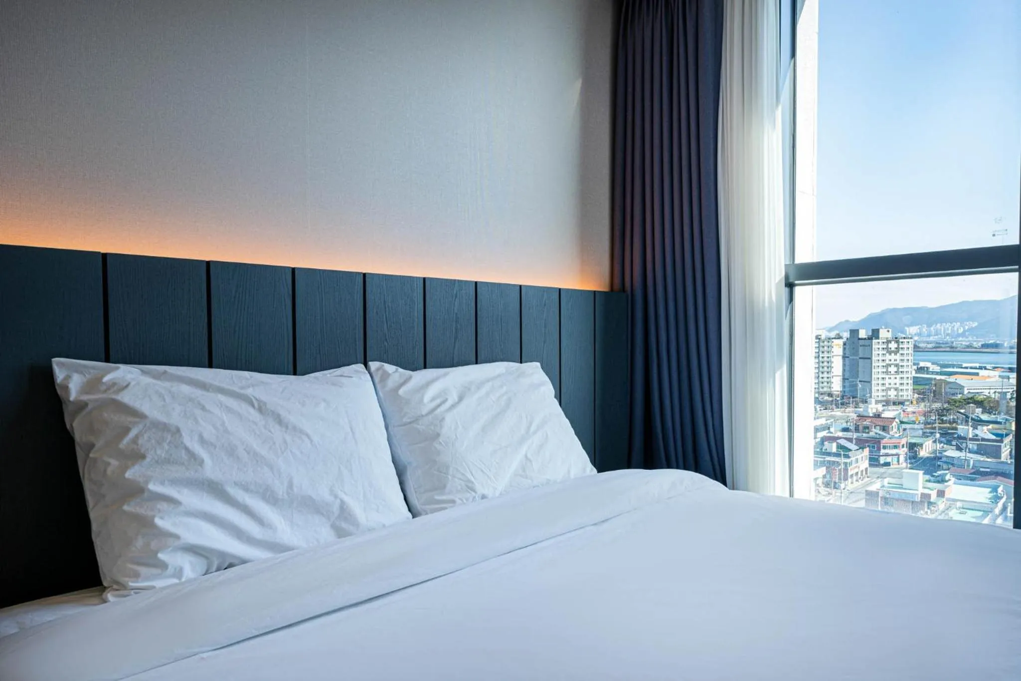 Photo of the whole room, Bed in The Western Busan Hotel By STAYNEO