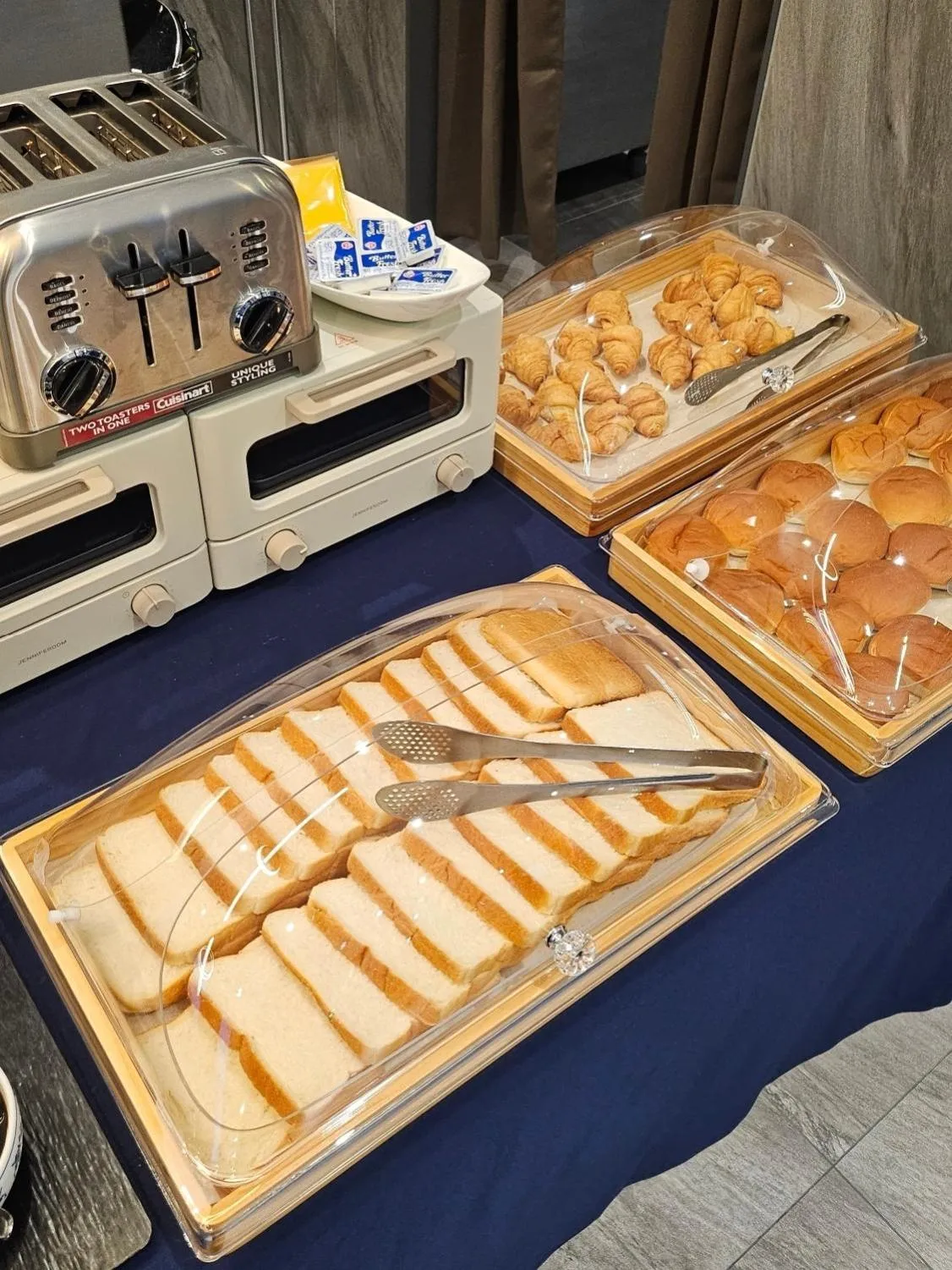 Restaurant/places to eat in The Western Busan Hotel By STAYNEO