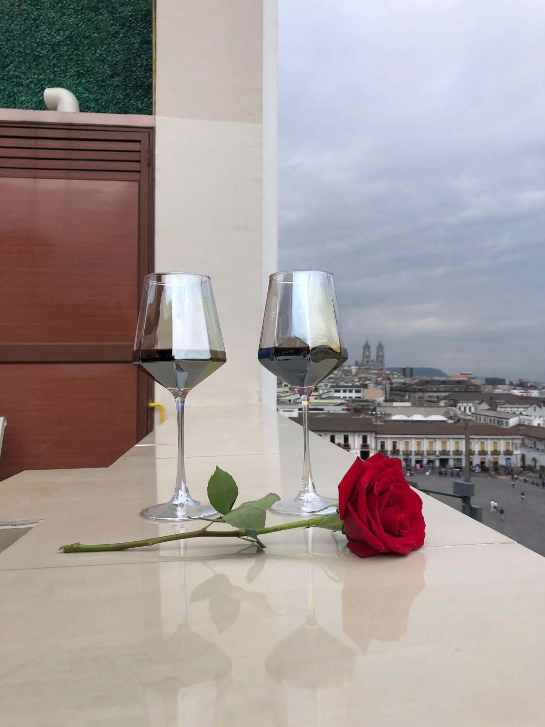 Restaurant/places to eat in Hotel Sucre